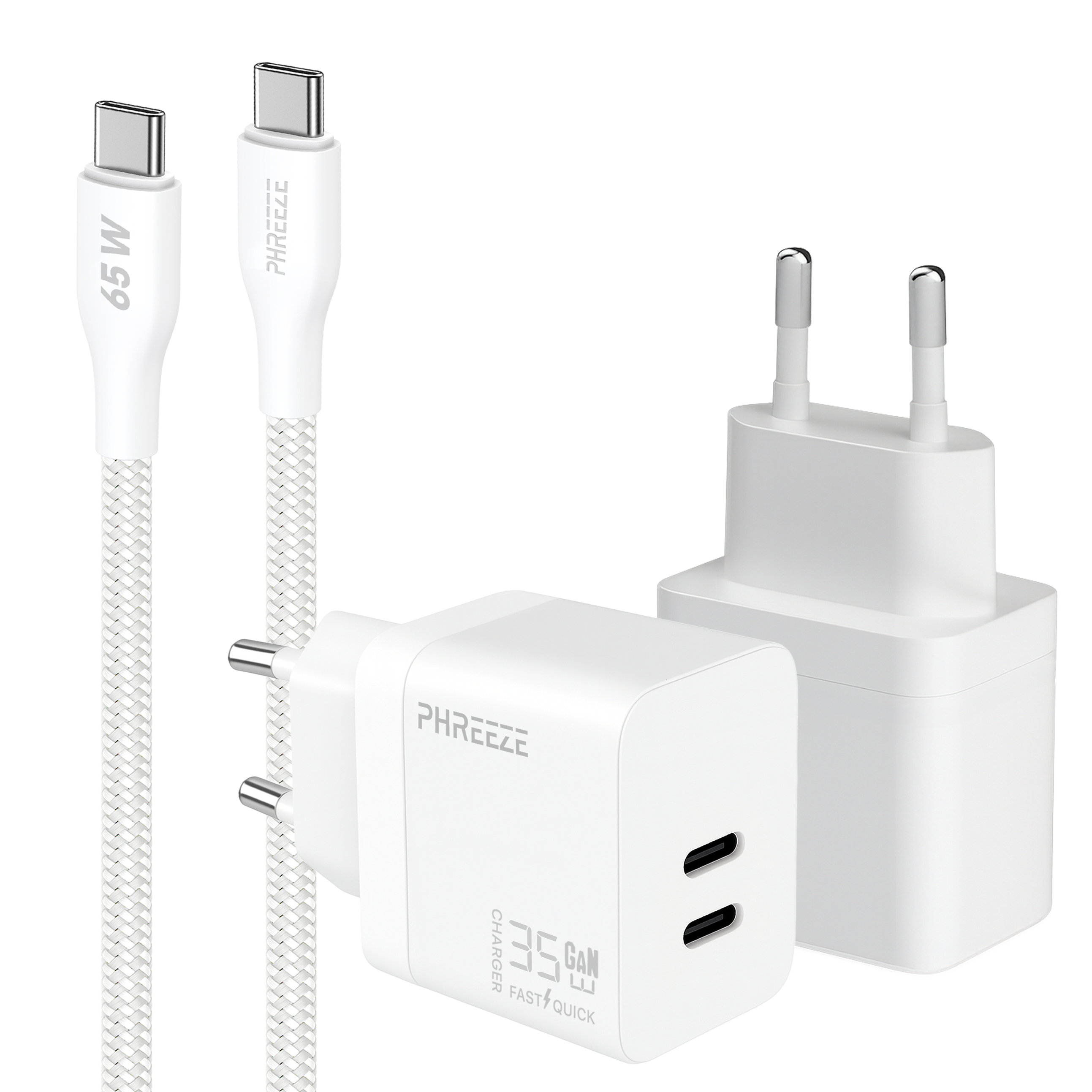 Witte telefoonoplader set: twee kabels, twee adapters. Opladers hebben pinnen en USB-C poorten.
