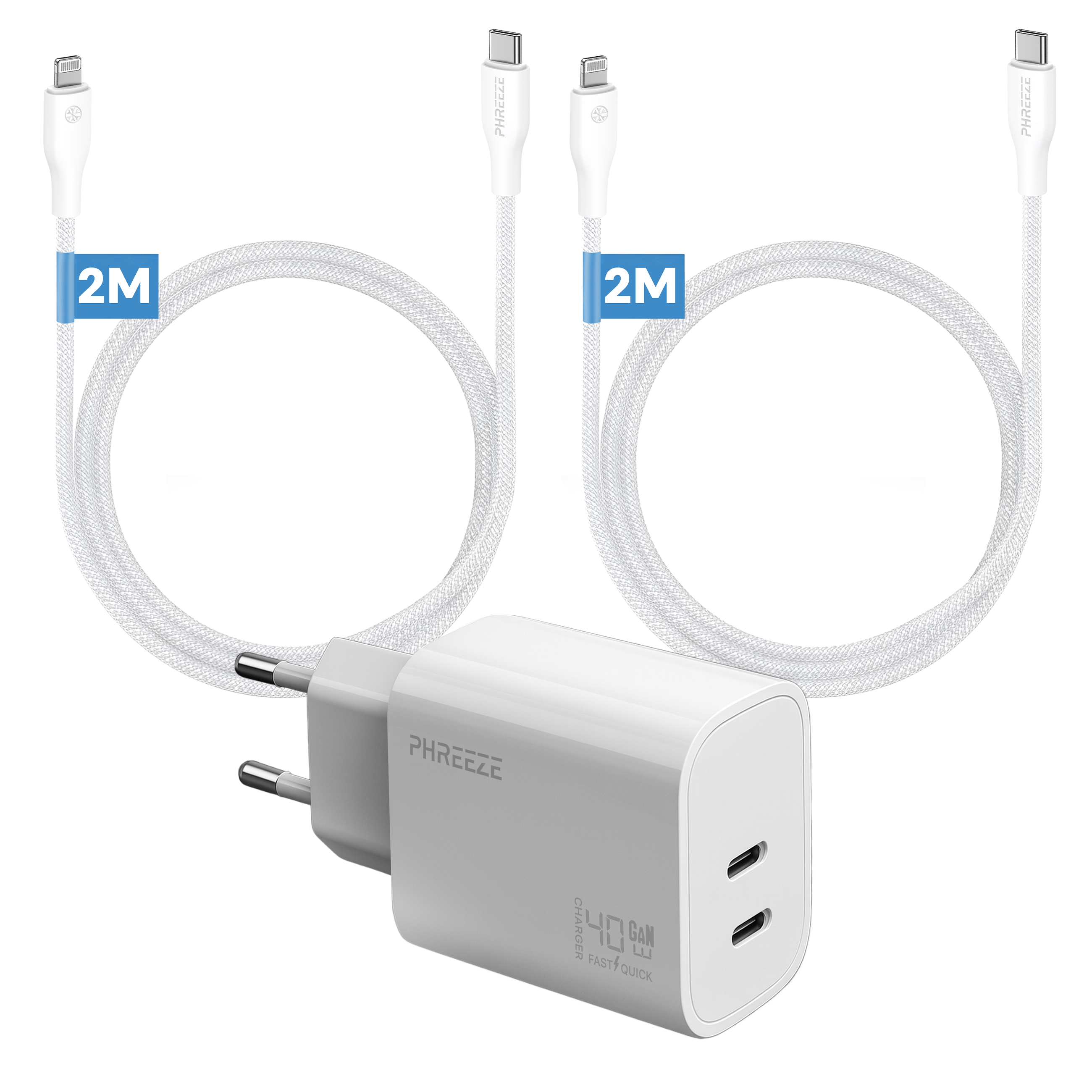 Witte oplader met twee kabels. De kabels hebben 2M labels. De oplader heeft twee poorten en het merk is Phreeze.