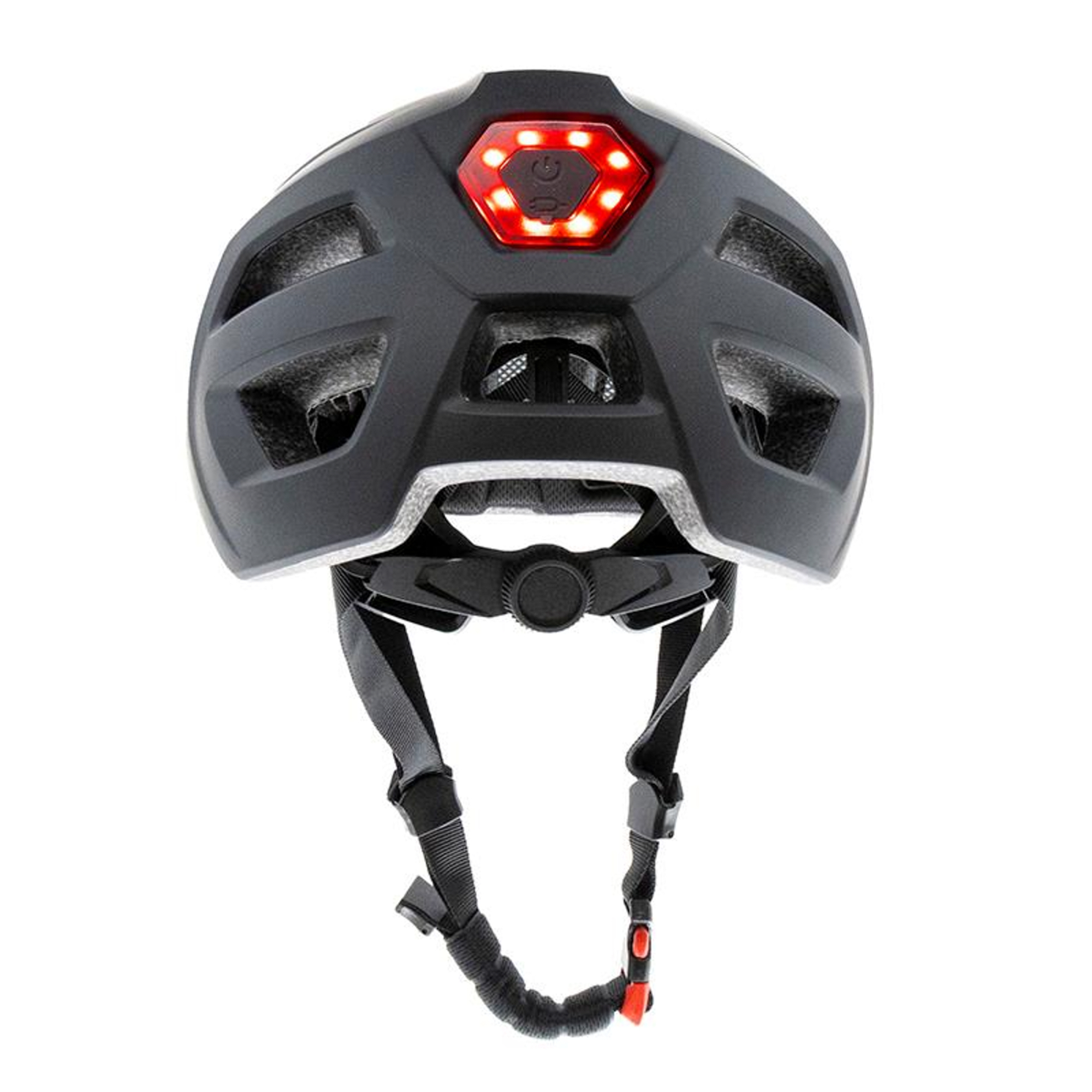 Un casco de bicicleta gris con luz roja trasera. Tiene correas y un dial de ajuste.
