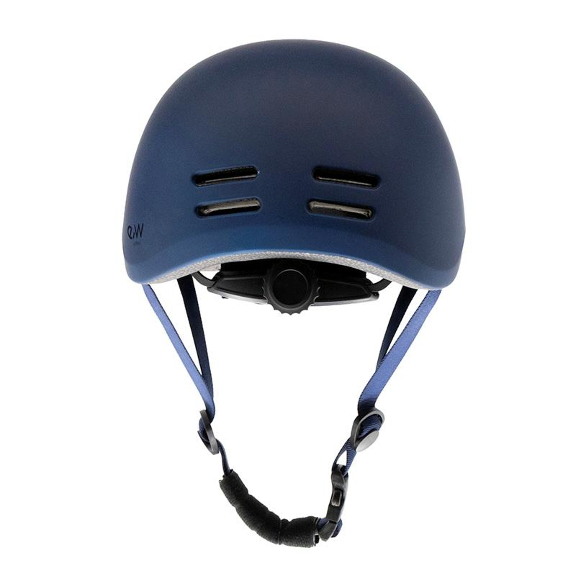 Un casco azul marino con ventilación, una correa para la barbilla y una hebilla negra. El casco está centrado.