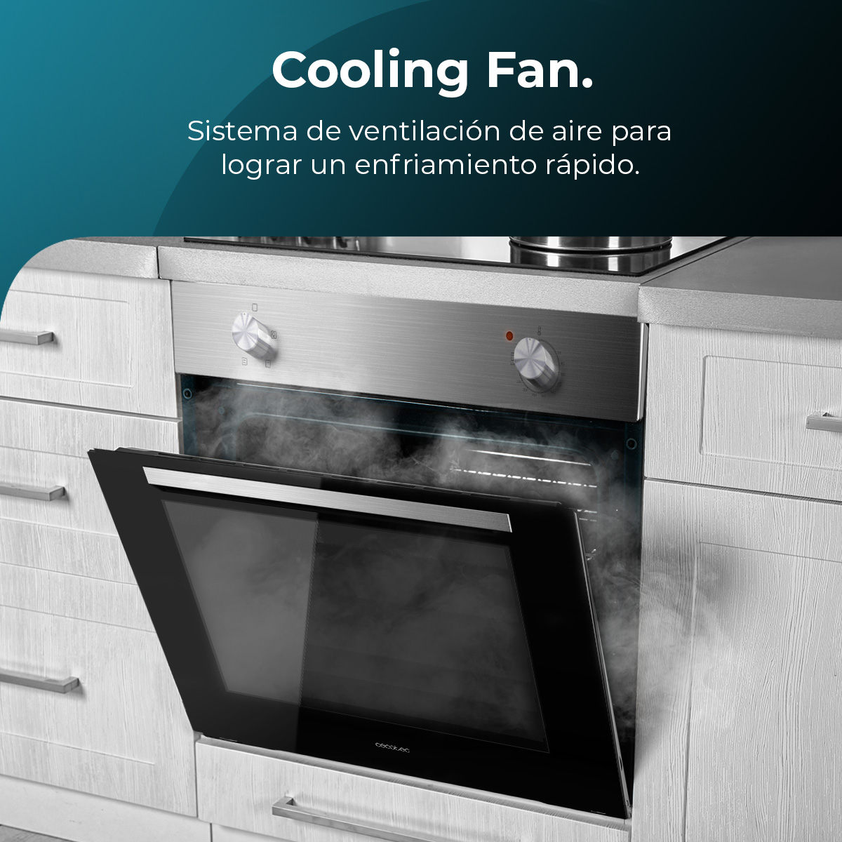 Ein Ofen mit offener Tür, Dampf tritt aus. Es ist in einem weißen Küchenschrank installiert. Der Text 'Cooling Fan' ist sichtbar.
