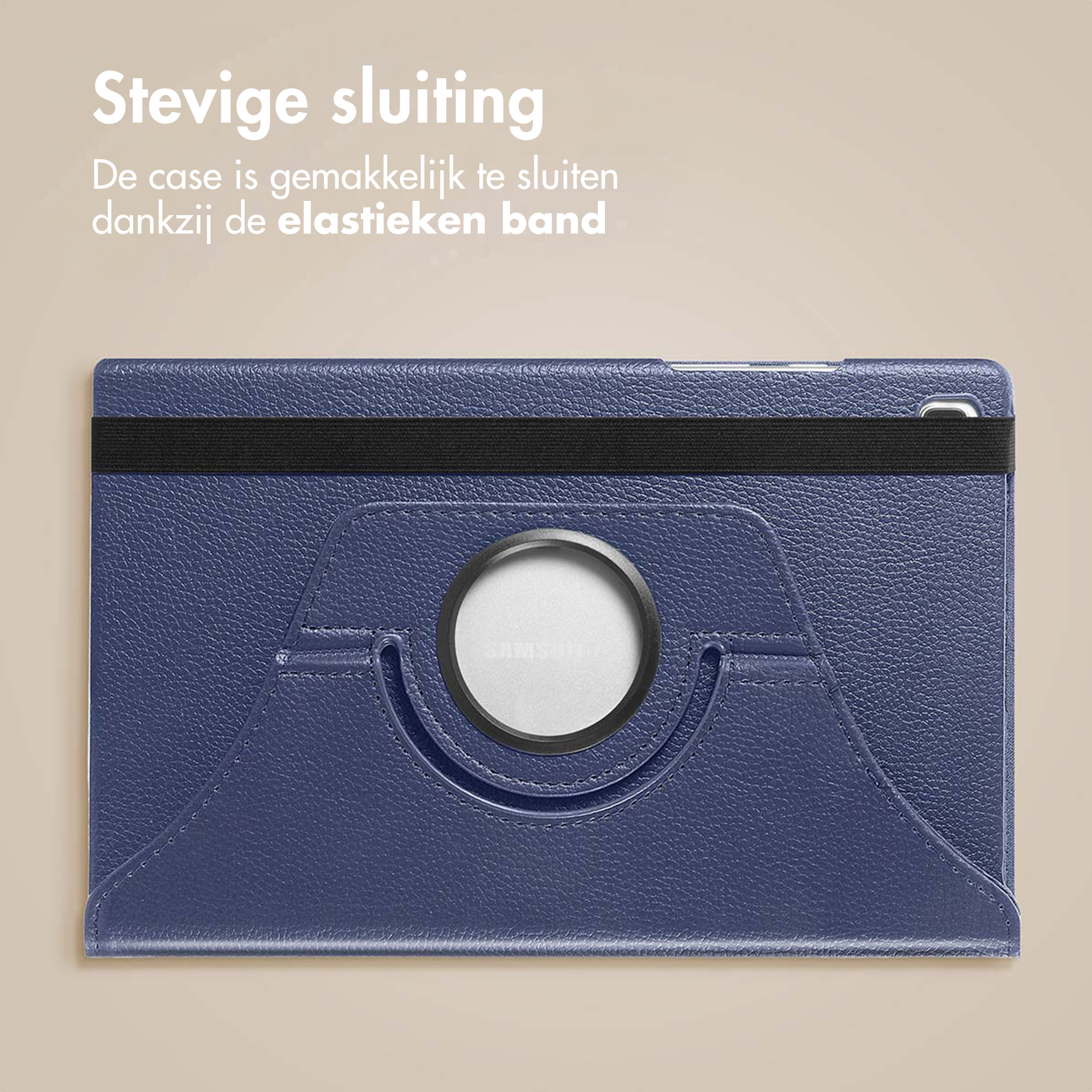 Blue tablet case with black elastic band. Samsung logo visible. Beige background with Dutch text.