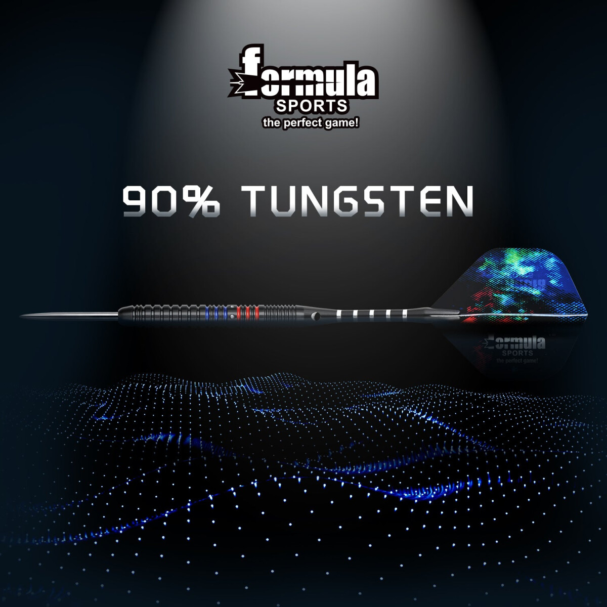 Ein Dart mit 90 % Wolfram, schwarzem Schaft und farbenfroher Flugbahn, mit dem Logo 'Formula Sports'. Dunkler Hintergrund mit blauen Punkten.