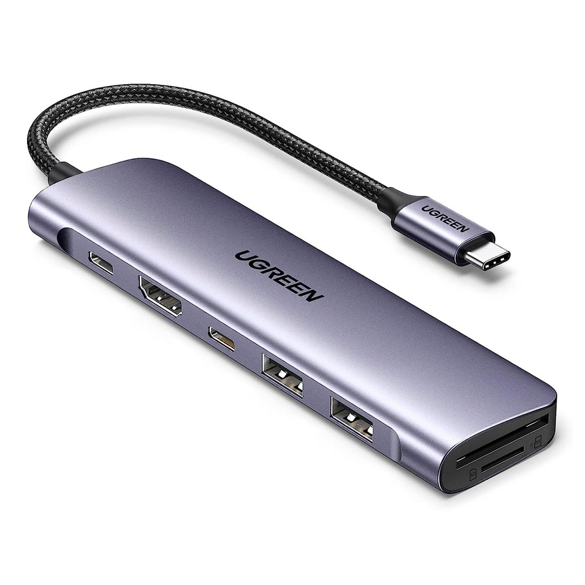 Ein UGREEN USB-C-Hub-Adapter. Graues Gerät mit mehreren Anschlüssen. Geflochtenes schwarzes Kabel. UGREEN-Logo sichtbar.