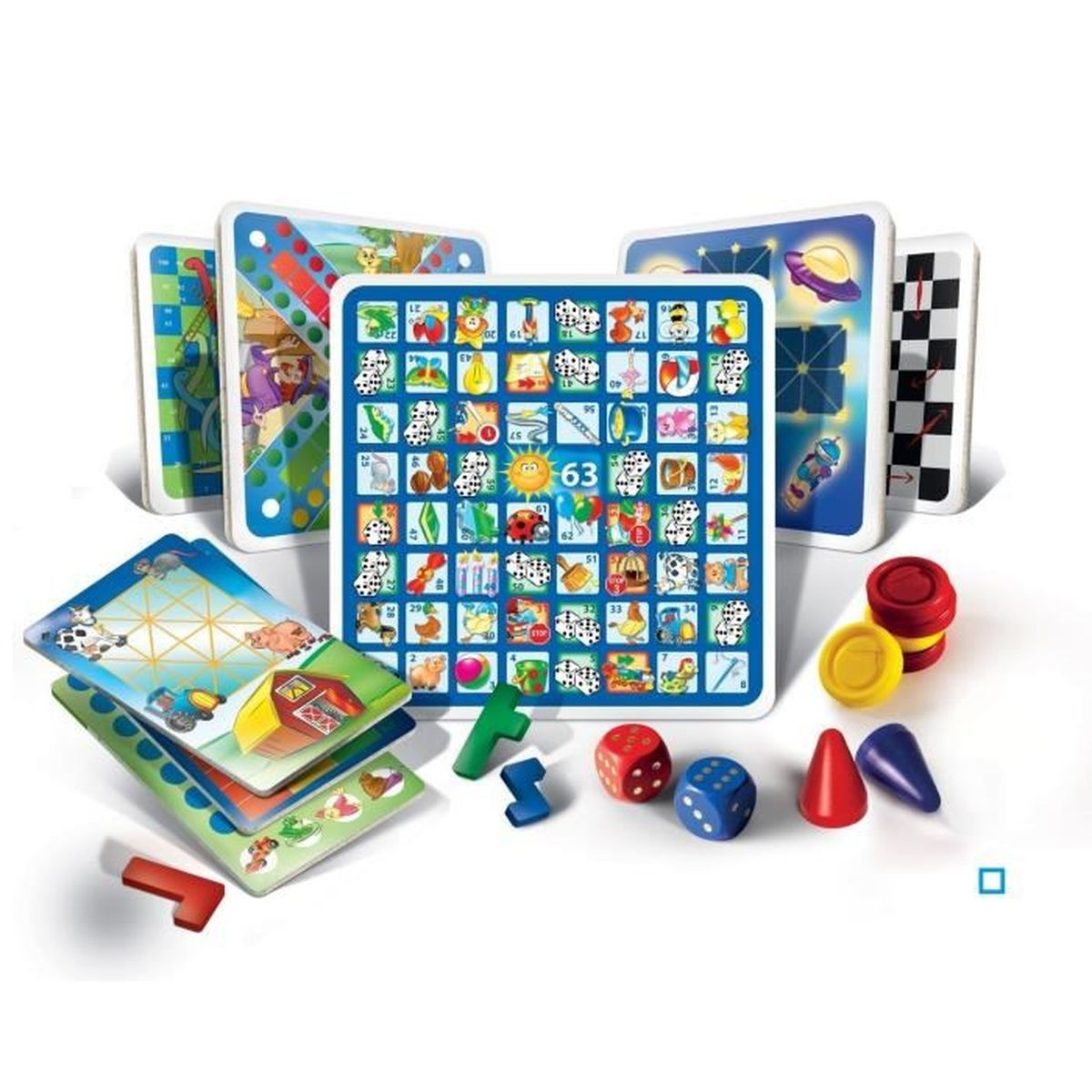 Een bordspel met kleurrijke kaarten, dobbelstenen en markers. Het hoofdbord toont nummers en afbeeldingen, omringd door andere elementen.
