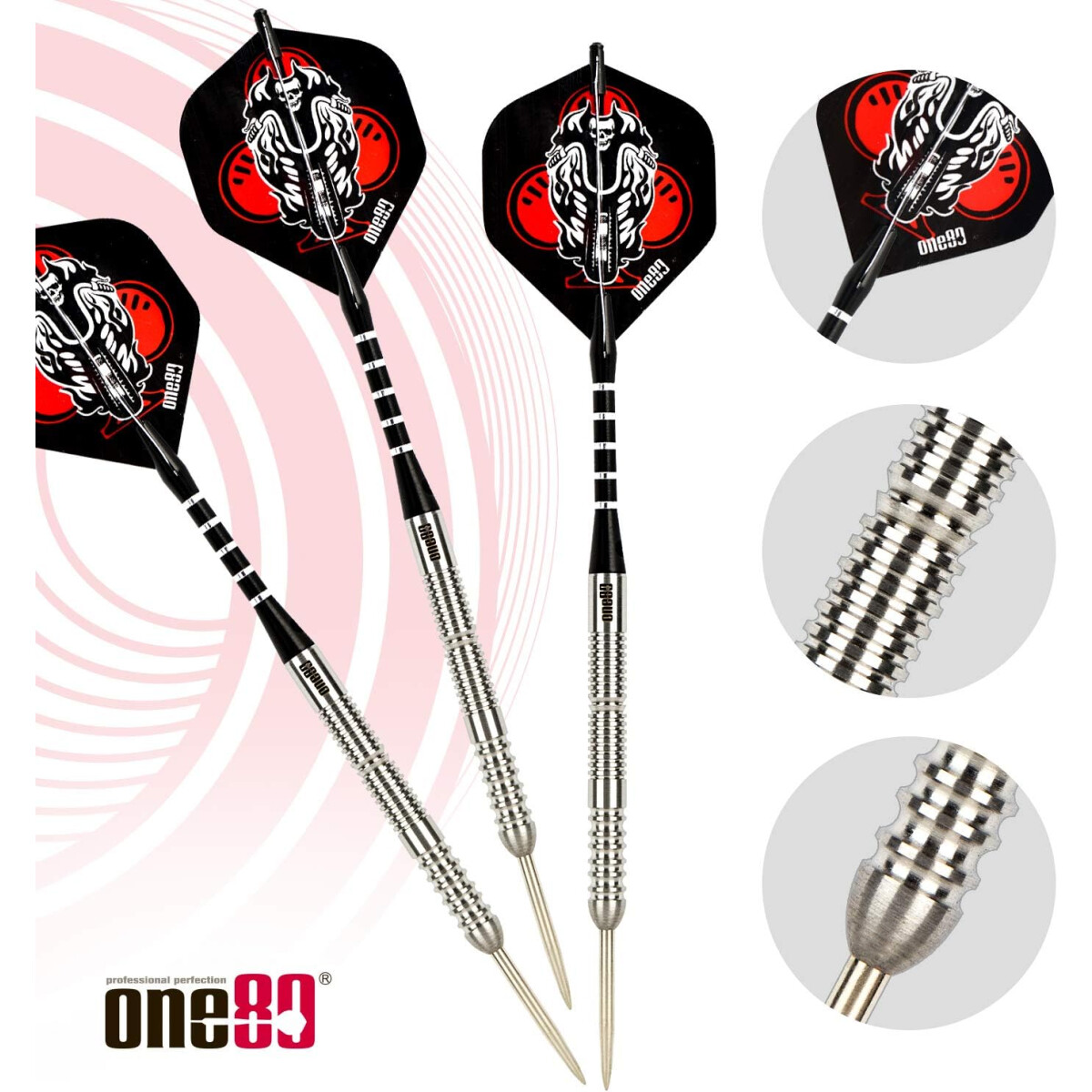 Drei Darts mit schwarzen und roten Flights im Totenkopf-Design. Silberne Barrels, schwarze Schäfte und silberne Spitzen. Logo "one80" unten.