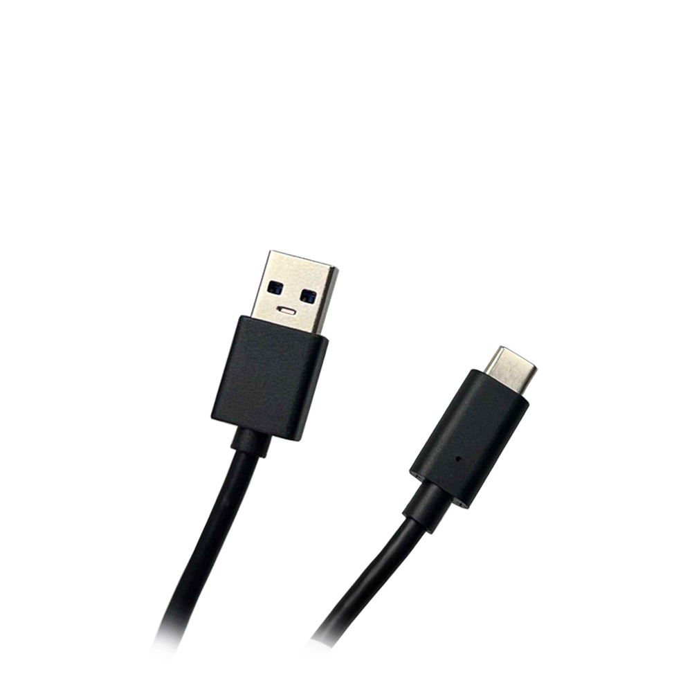 Dwa czarne kable USB: jeden ze standardowym złączem USB-A, drugi ze złączem USB-C. Oba na białym tle.