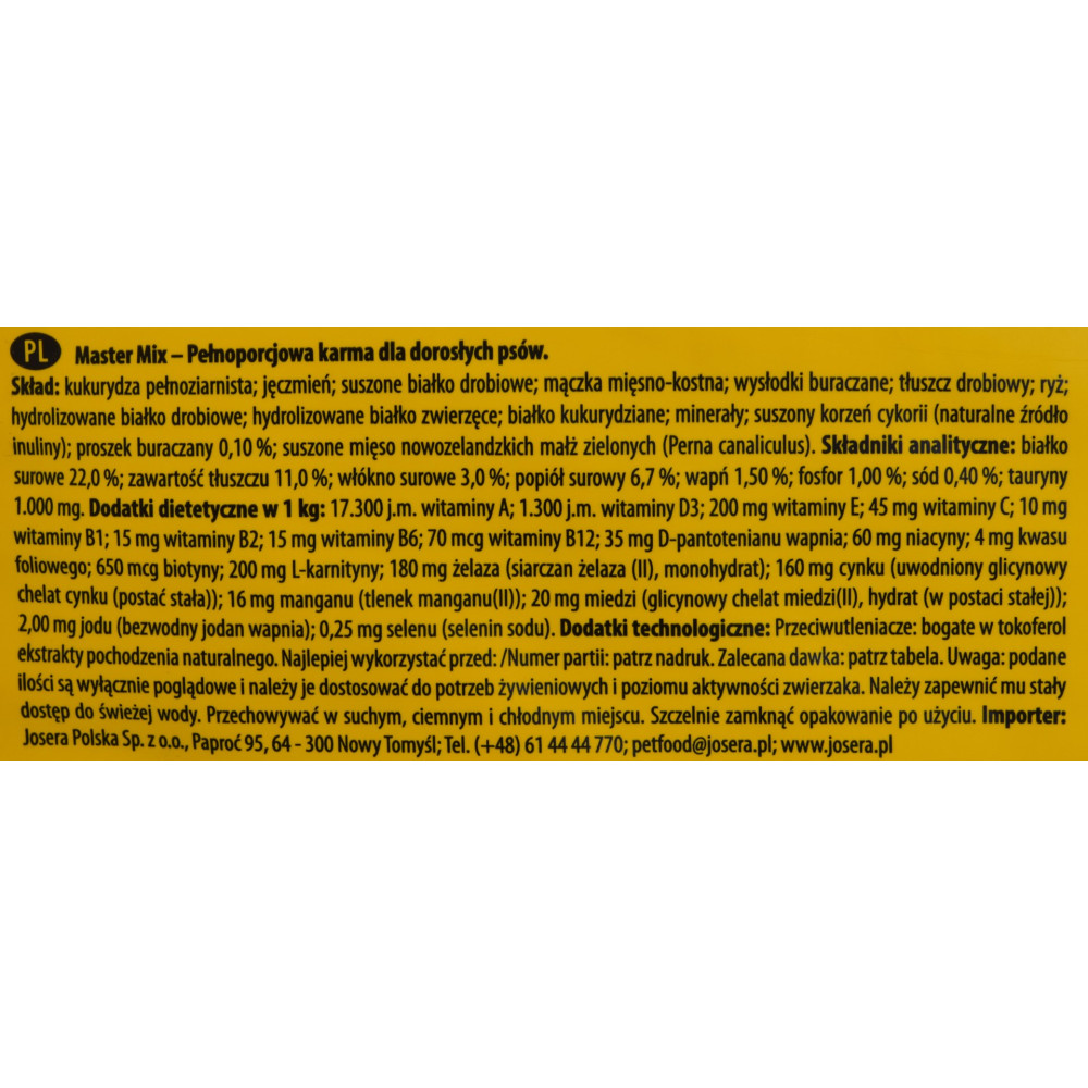 Tekst z opakowania karmy dla psów. Wymieniono składniki i informacje żywieniowe. Zawiera witaminy i minerały.