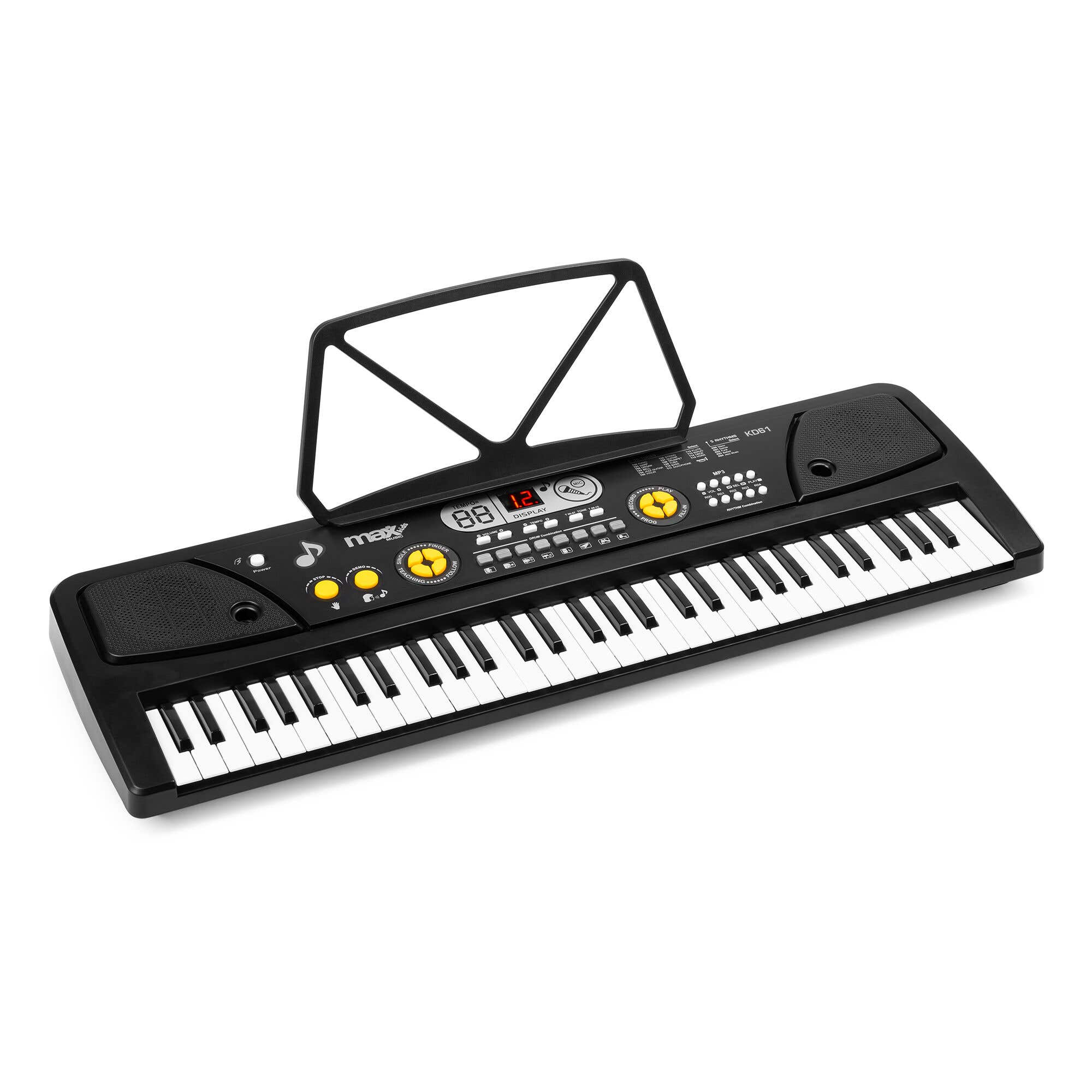 Teclado de piano negro con teclas blancas. Tiene un atril. Presenta botones y una pantalla. Aislado sobre blanco.