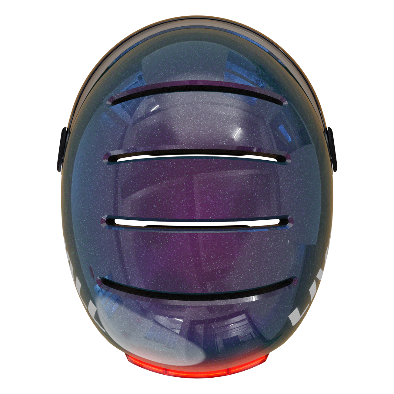 Primo piano di un casco da bicicletta con finitura lucida blu-viola. Ha fessure di ventilazione e una luce posteriore rossa. Lo sfondo è bianco.
