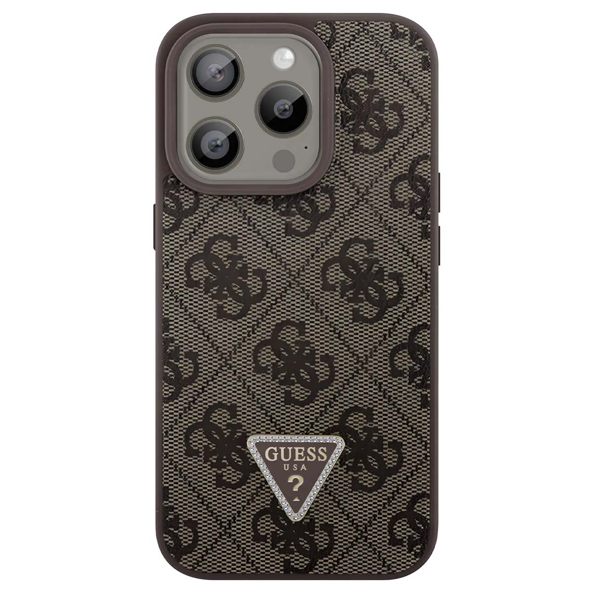 Una custodia per telefono con un motivo marrone. Presenta il logo Guess, un emblema triangolare con testo e un punto interrogativo.