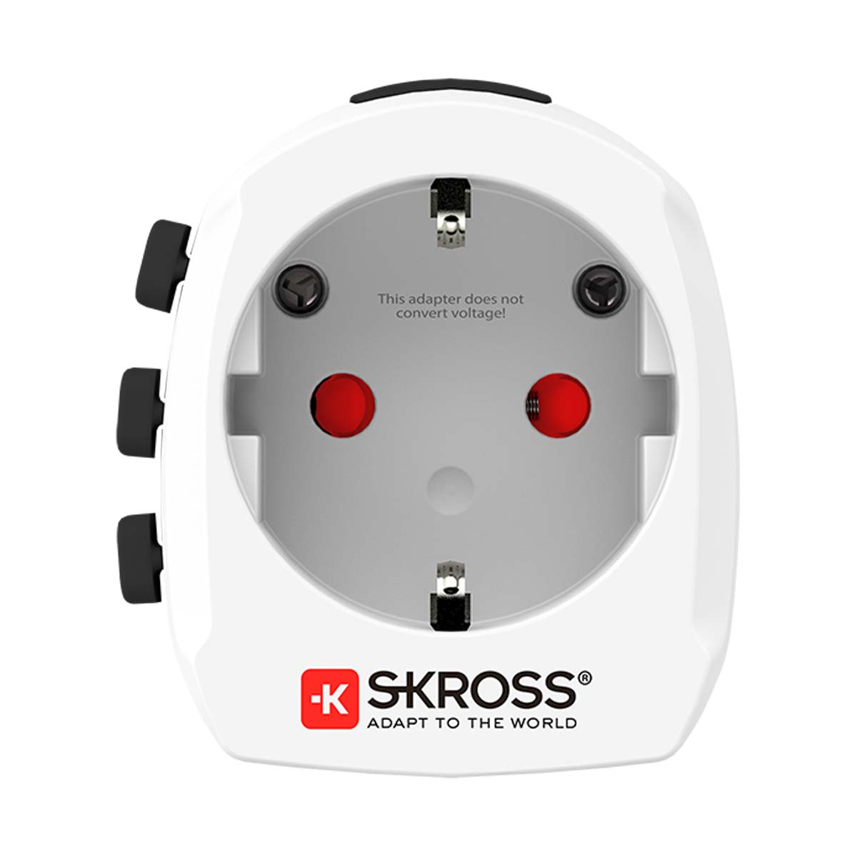 Adattatore da viaggio bianco con pulsanti neri. Presa grigia con perni rossi e testo: Questo adattatore non converte la tensione! Logo SKROSS.