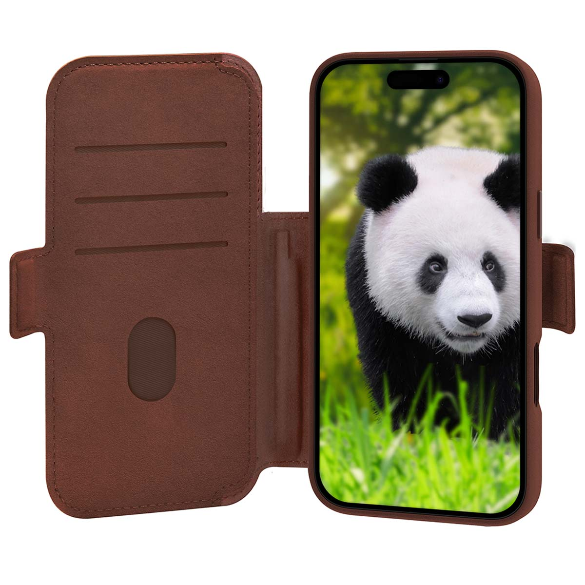 Una custodia per telefono in pelle marrone con un panda sullo schermo, su uno sfondo verde sfocato.