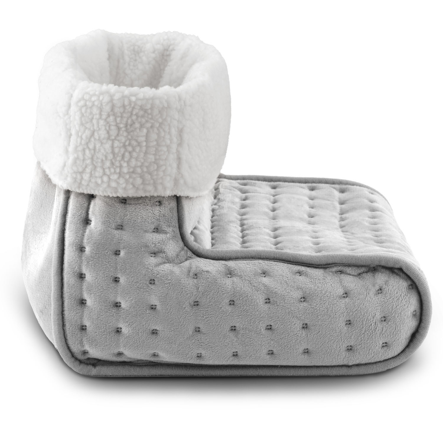 Szary podgrzewacz do stóp z białym, puszystym kołnierzem. Wkładka ma pikowany wzór. Izolowany na białym tle.