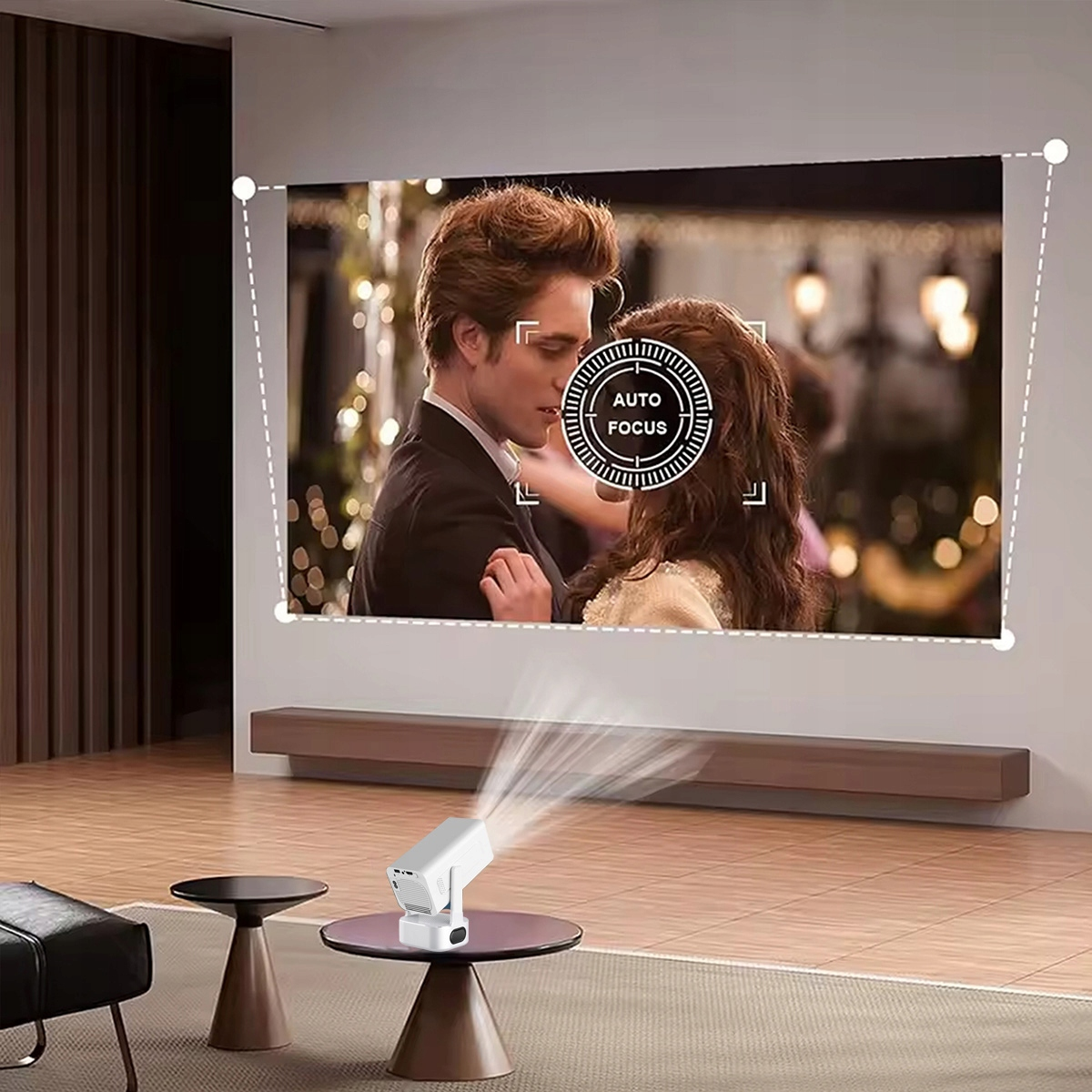 Projektor wyświetla scenę filmową na ścianie. Mężczyzna i kobieta są na ekranie. Projektor stoi na stole.