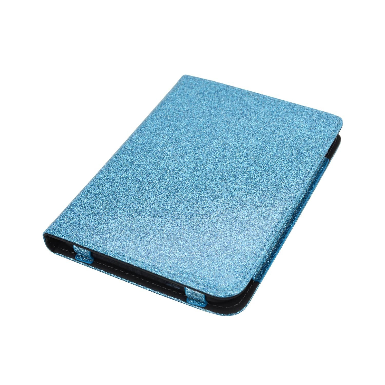 Close-up van een blauwe glittertablethoes. De hoes is gesloten, met een zwarte rand en zichtbare stiksels. Witte achtergrond.