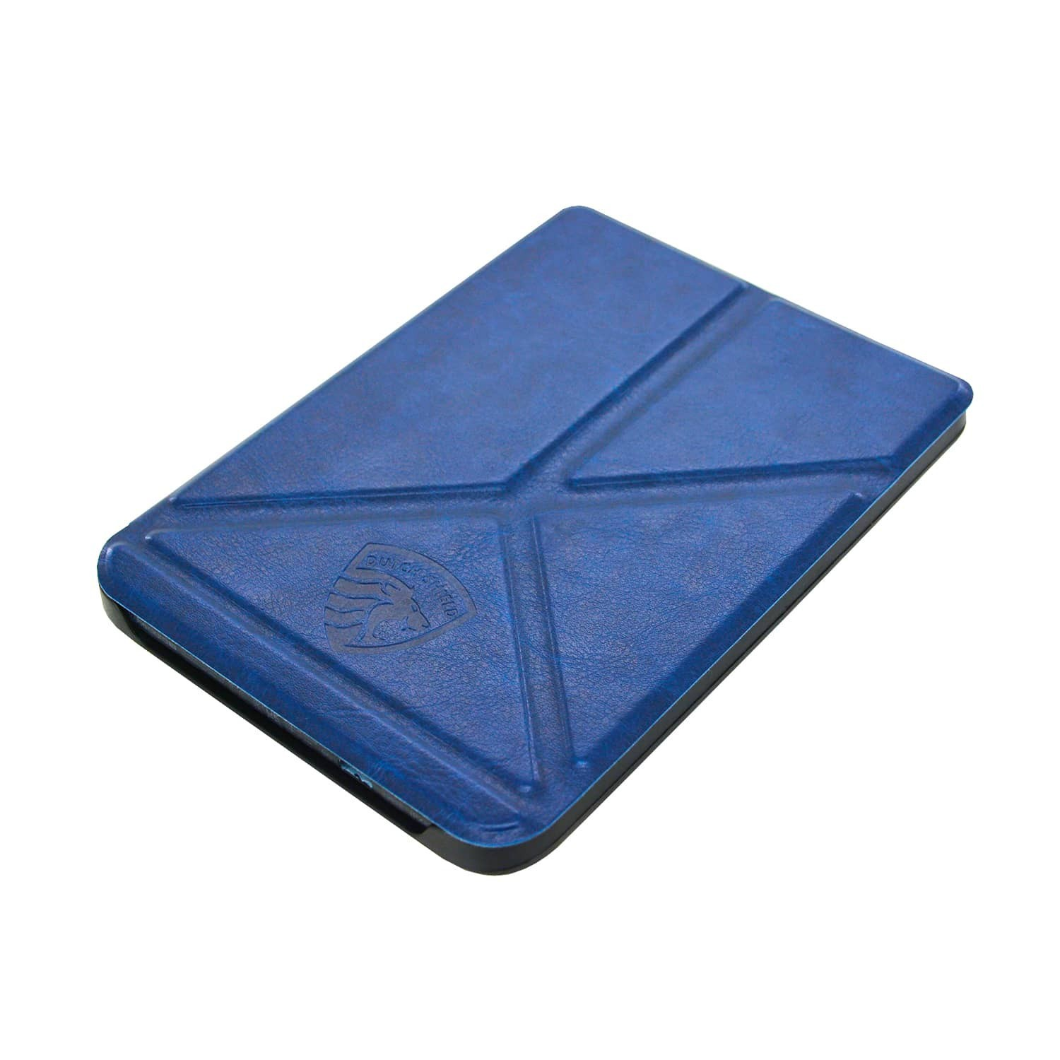 Een blauwe tablethoes op een witte achtergrond. Het heeft een geometrisch ontwerp en een logo. De hoes is iets open.