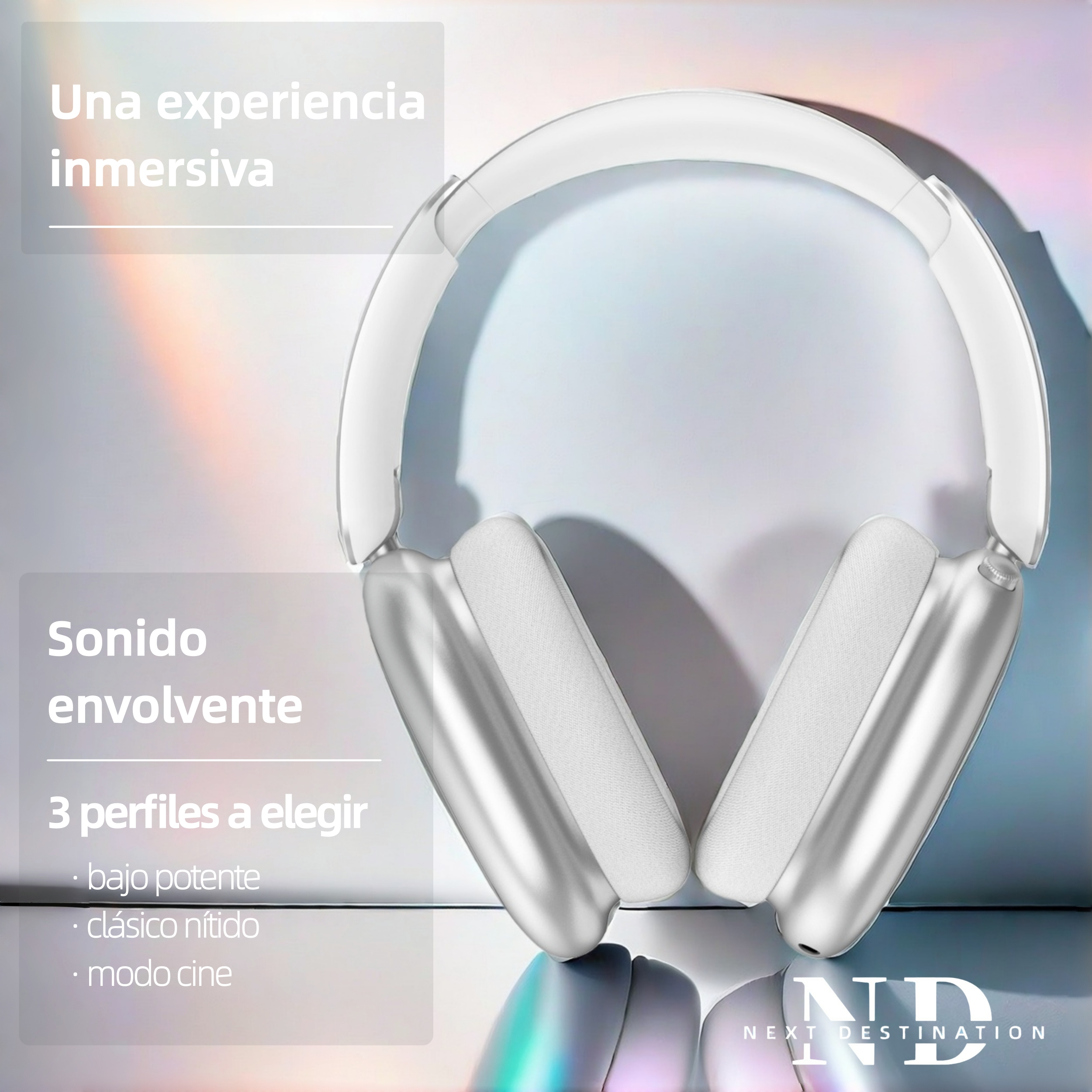 Auriculares blancos con copas plateadas sobre un fondo degradado. El texto dice 'experiencia inmersiva' y 'sonido envolvente'.