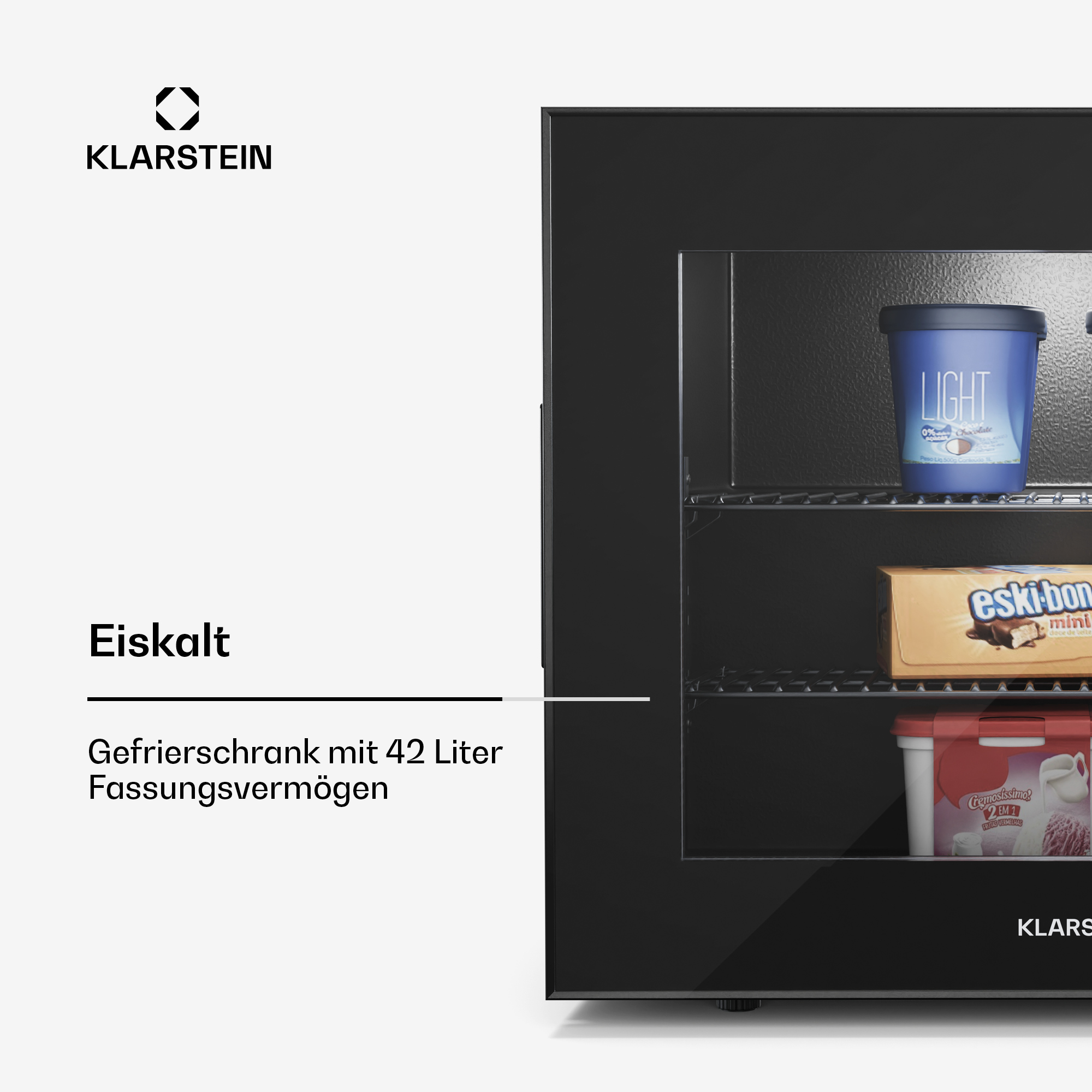 Un congelatore Klarstein nero con gelato. Contiene un contenitore 'LIGHT', una scatola 'eski-bon mini' e un contenitore 'Gemosissimo'.