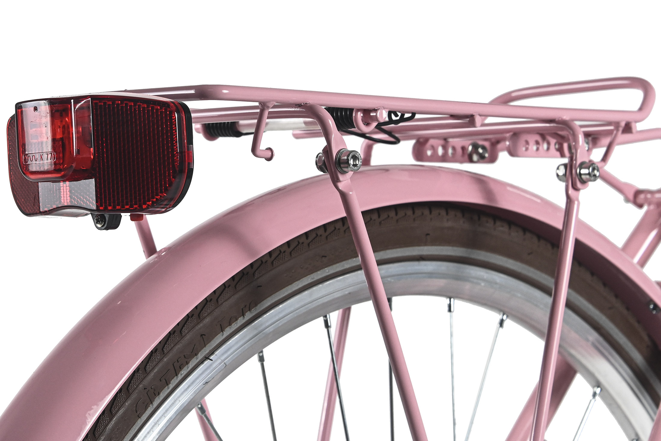 Detail des rosa Fahrradhecks. Enthält einen roten Reflektor und einen rosa Gepäckträger über einem Reifen.