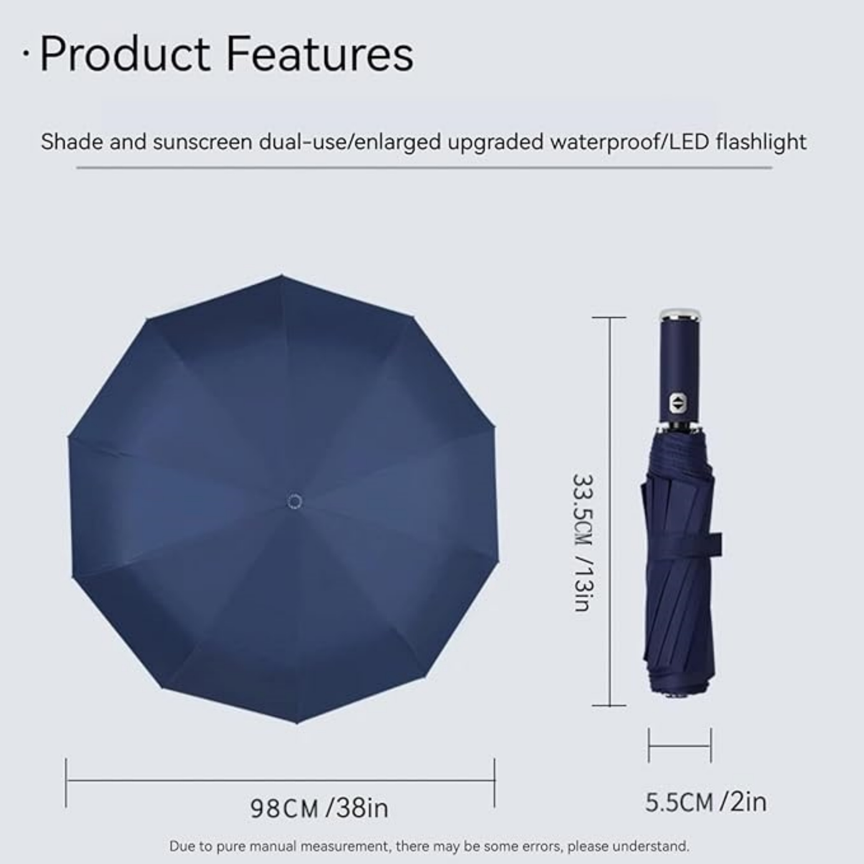Ein marineblauer Regenschirm, geöffnet und geschlossen, mit Abmessungen, einschließlich einer Taschenlampe, vor hellem Hintergrund.