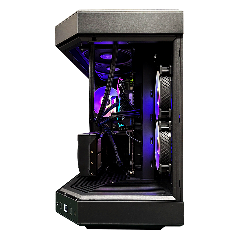 Carcasa de computadora abierta que muestra componentes: ventiladores, placa base y sistema de refrigeración. Luces moradas y azules.
