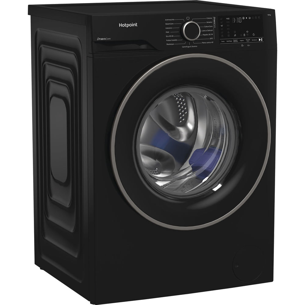 Una lavatrice Hotpoint nera. Presenta una porta circolare e un pannello di controllo. Il cestello è visibile, con un oggetto blu all'interno.