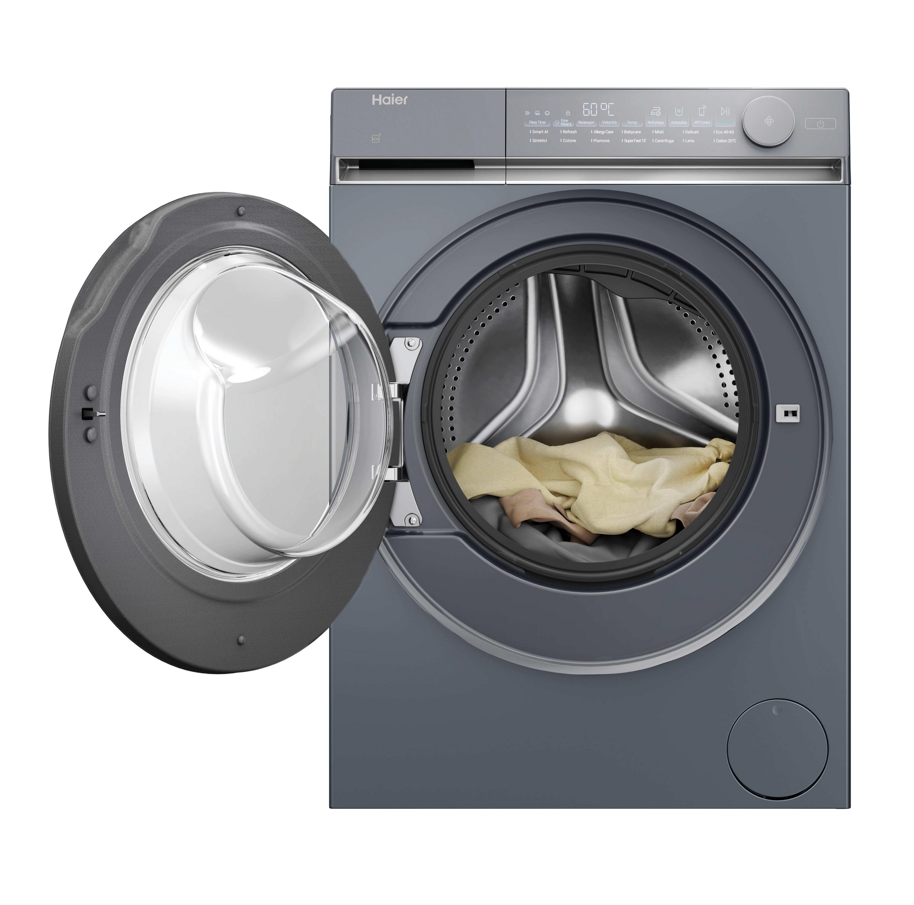 Una lavatrice Haier con la porta aperta. All'interno sono visibili dei vestiti. La macchina è grigia.