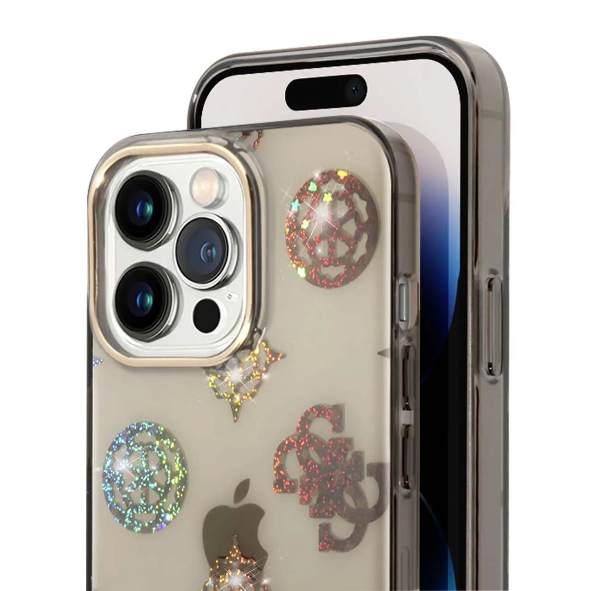 Primo piano di un telefono in una custodia scintillante. La custodia presenta forme e loghi decorativi. Un secondo telefono è parzialmente visibile.