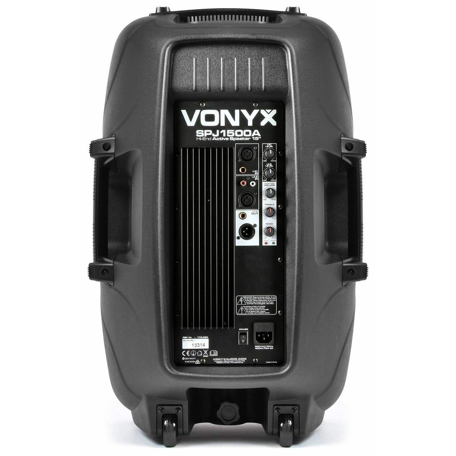 Un altavoz negro Vonyx SPJ1500A con panel de control, asas y ruedas. Tiene múltiples entradas y salidas, y un interruptor de encendido.