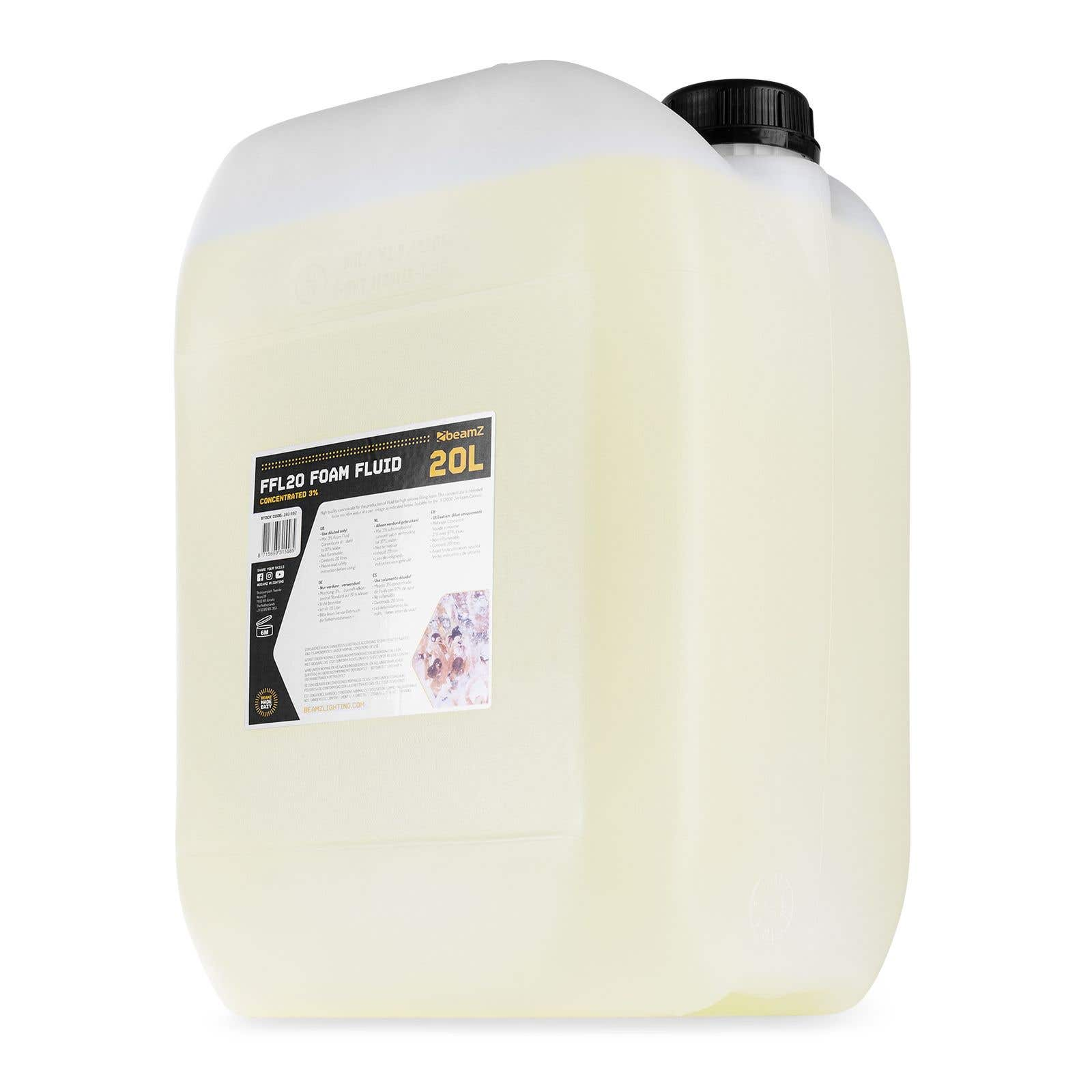 Un recipiente blanco rectangular grande con líquido amarillo en su interior. Tiene una tapa negra. Una etiqueta con texto en la parte delantera.