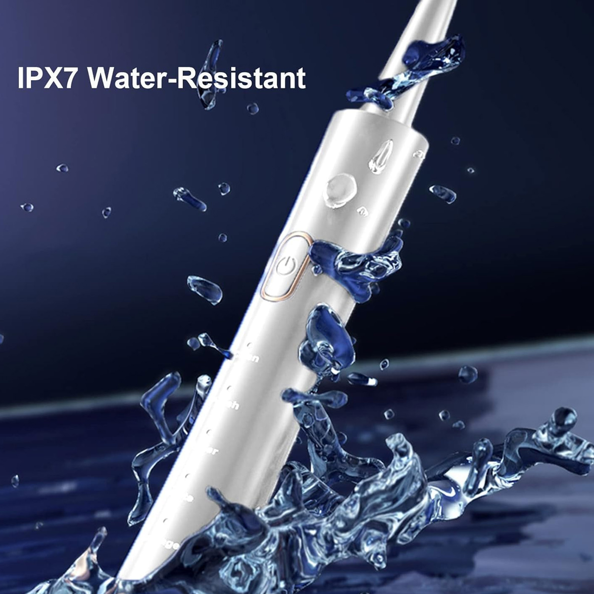 Eine weiße elektrische Zahnbürste mit Wasserspritzern. Sie hat einen Einschaltknopf und der Text 'IPX7 Water-Resistant' ist sichtbar.