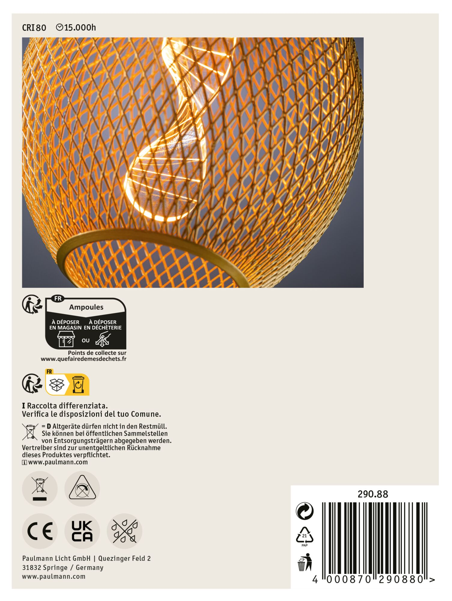 Ozdobna lampa ze złotym, tkanym kloszem. W środku jest żarówka, a tło jest białe.