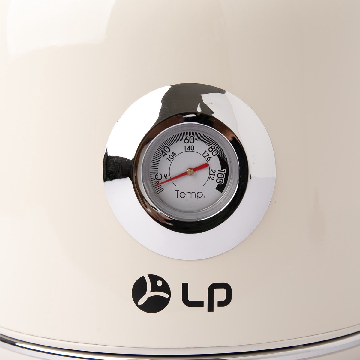 Nahaufnahme eines cremefarbenen Geräts mit Temperaturanzeige, die 60 Grad anzeigt. Das Logo "LP" befindet sich unter dem Messgerät.