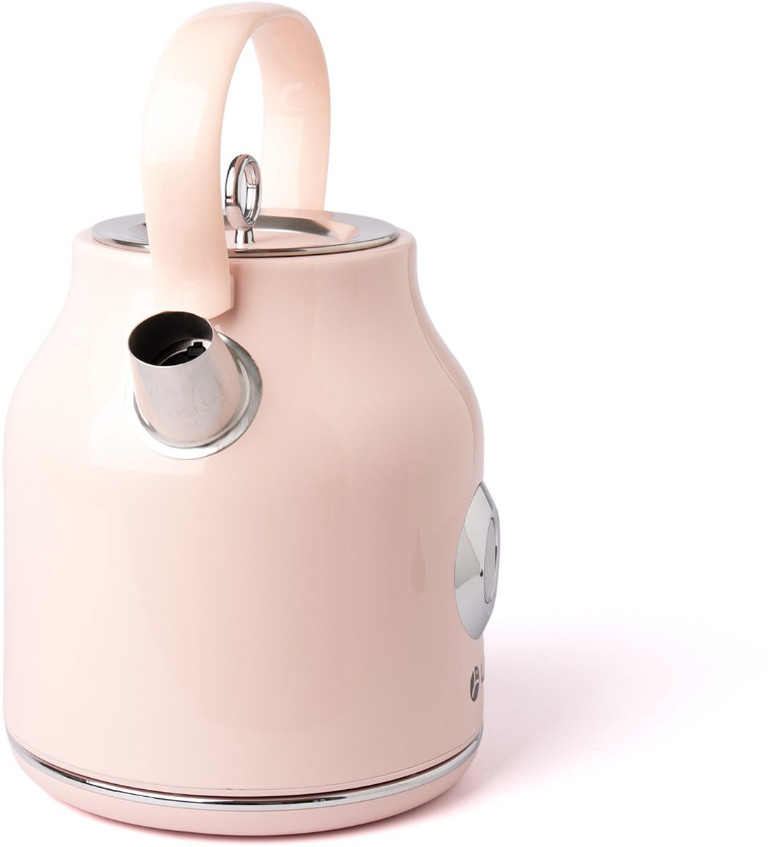 Ein rosa Wasserkocher mit silbernem Ausguss und Griff. Er steht auf einer weißen Oberfläche. Der Griff ist gewölbt.
