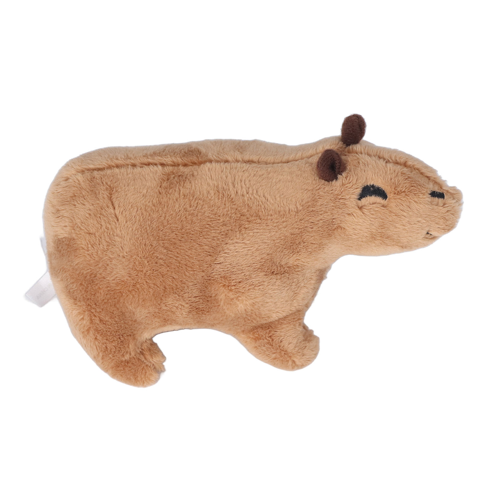 Ein Plüsch-Capybara-Spielzeug mit braunem Fell und kleinen braunen Ohren. Es hat ein weißes Etikett auf dem Rücken und steht auf weißem Grund.