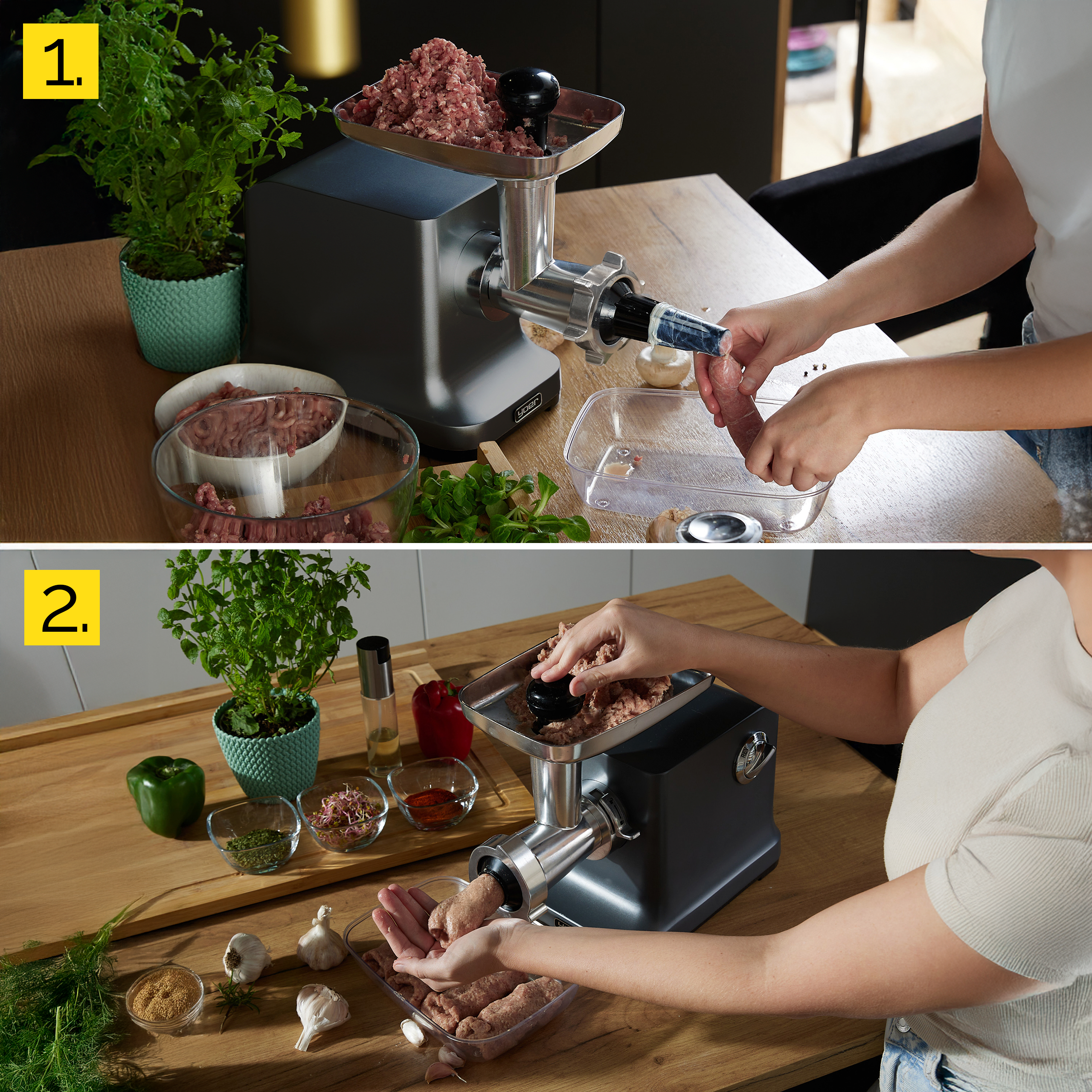 Osoba używa maszynki do mięsa ze składnikami na drewnianym stole. Widoczne są zioła, przyprawy i zielona papryka.