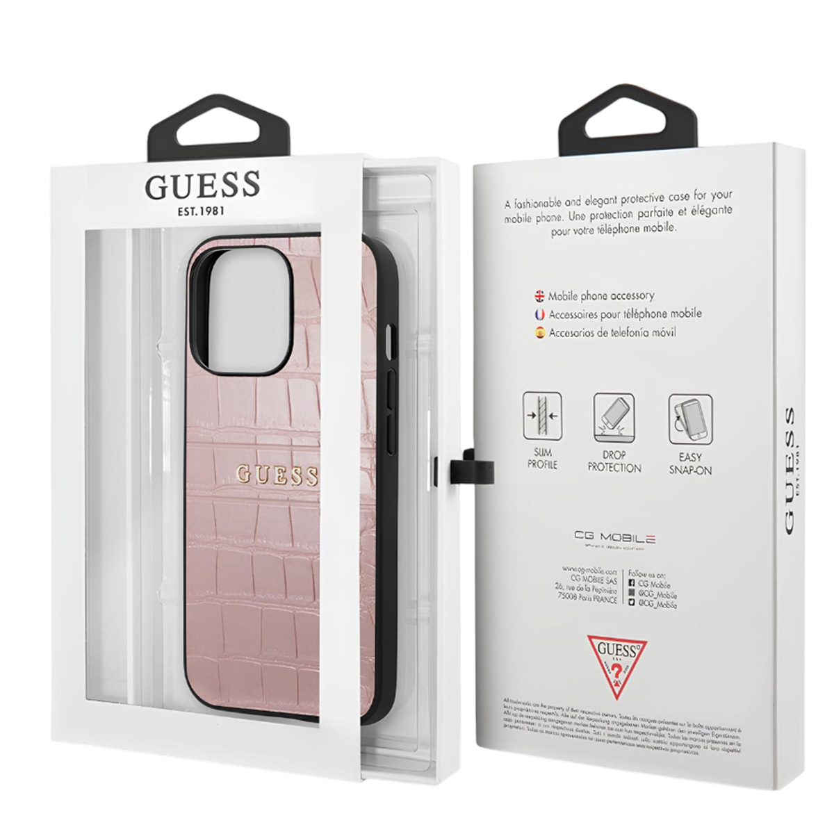 Una custodia per telefono Guess in una scatola bianca. La custodia è rosa con texture coccodrillo. La scatola ha testo in più lingue.