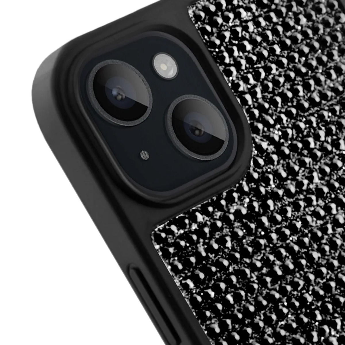 Primo piano di una custodia per telefono con modulo fotocamera nero e retro tempestato di strass. La fotocamera ha due lenti e un flash.