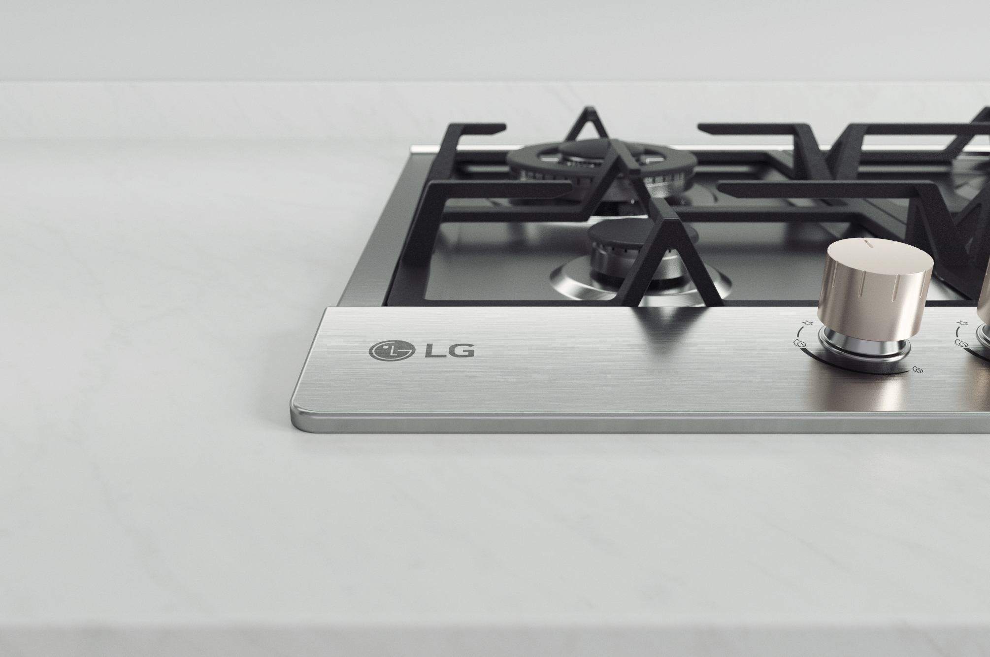 Zbliżenie na gazową płytę grzejną LG ze stali nierdzewnej z czarnymi kratkami i srebrnymi pokrętłami na białym blacie.