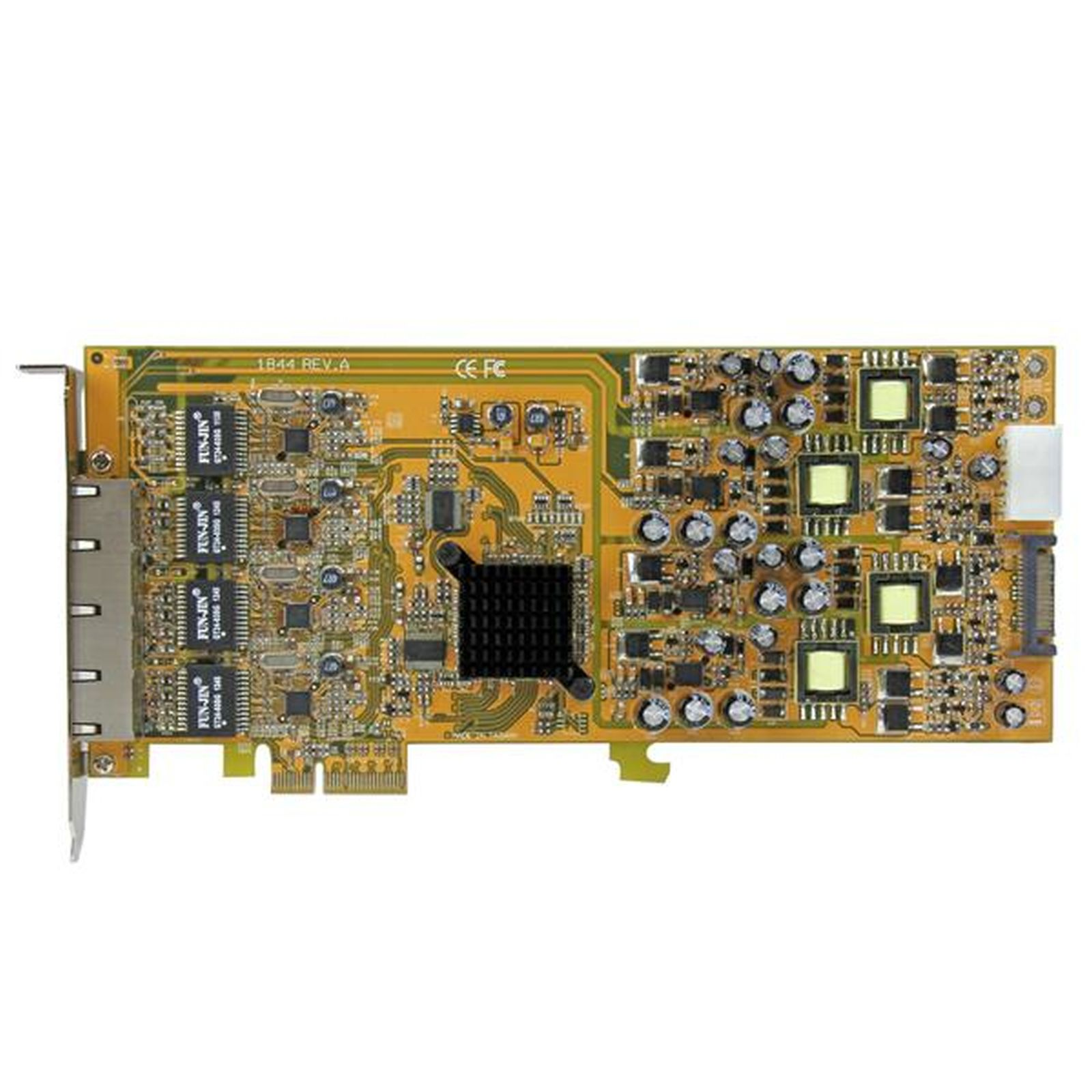 Eine Computerplatine mit Chips, Kondensatoren und einem schwarzen Kühlkörper. Sie hat Anschlüsse und ist goldfarben.