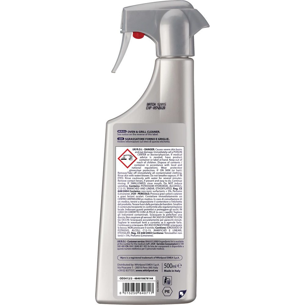 Flacone spray argentato con grilletto rosso, etichetta del prodotto visibile, pulitore per forni.