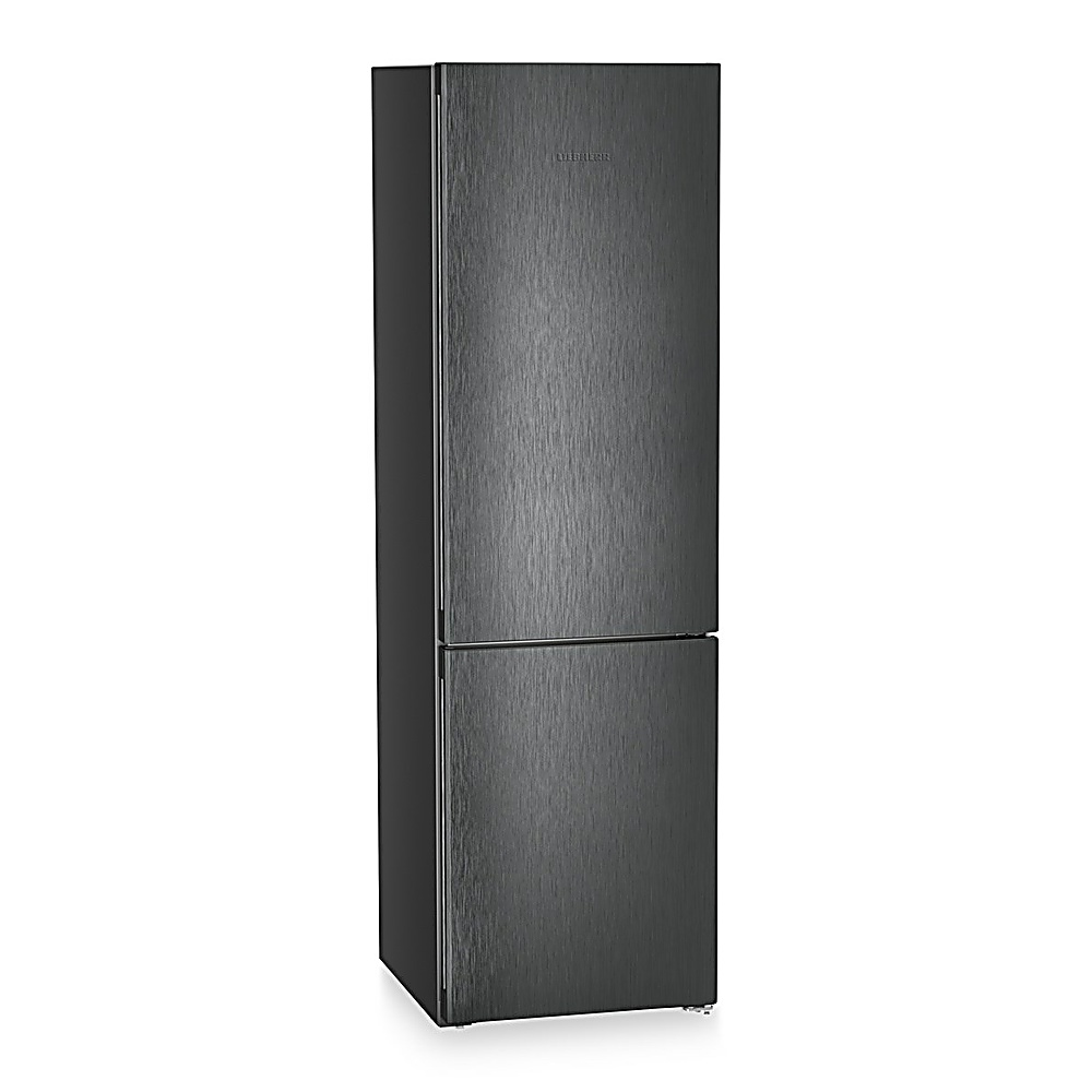 Ein dunkelgrauer Kühlschrank mit einem oberen und unteren Teil. Es hat ein gebürstetes Metallaussehen. Das Liebherr-Logo befindet sich auf der oberen Tür.