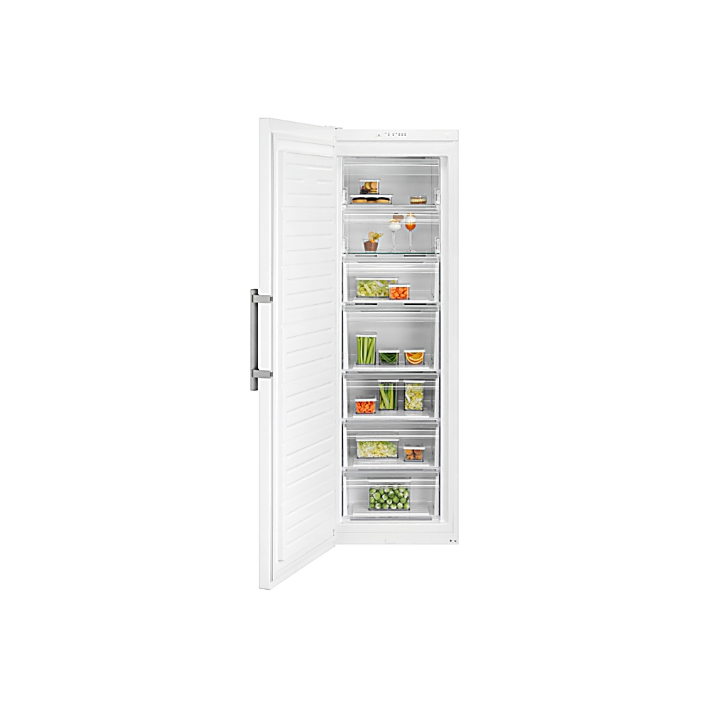 Un congelador blanco con la puerta abierta, revelando varios cajones llenos de alimentos. El mango es plateado.