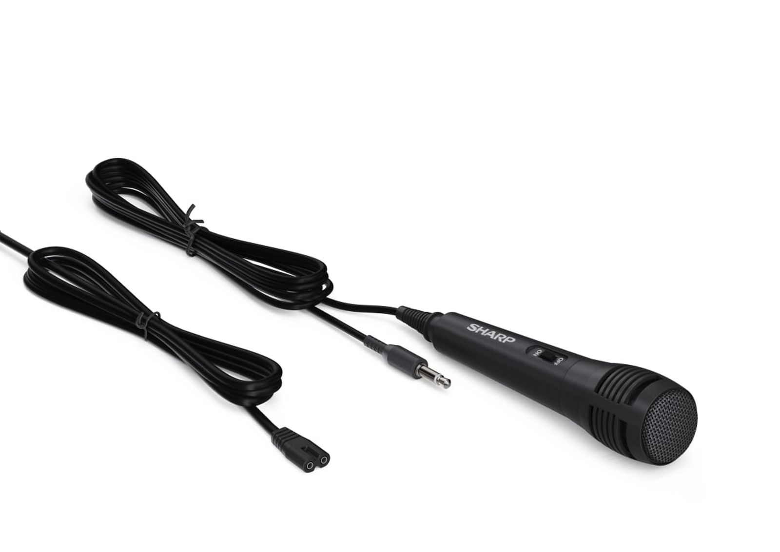 Czarny mikrofon Sharp z przewodem i wtyczką na białym tle. 'Sharp' jest nadrukowane na mikrofonie.