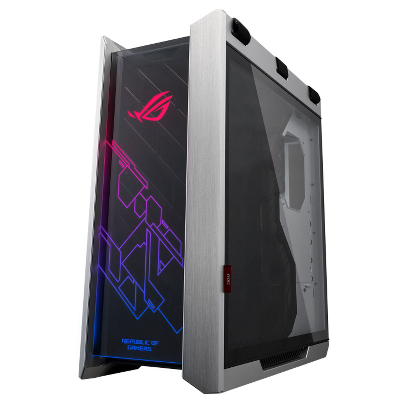 Case per computer argentato con pannello laterale in vetro. Il pannello frontale ha il logo ROG e il testo Republic of Gamers.