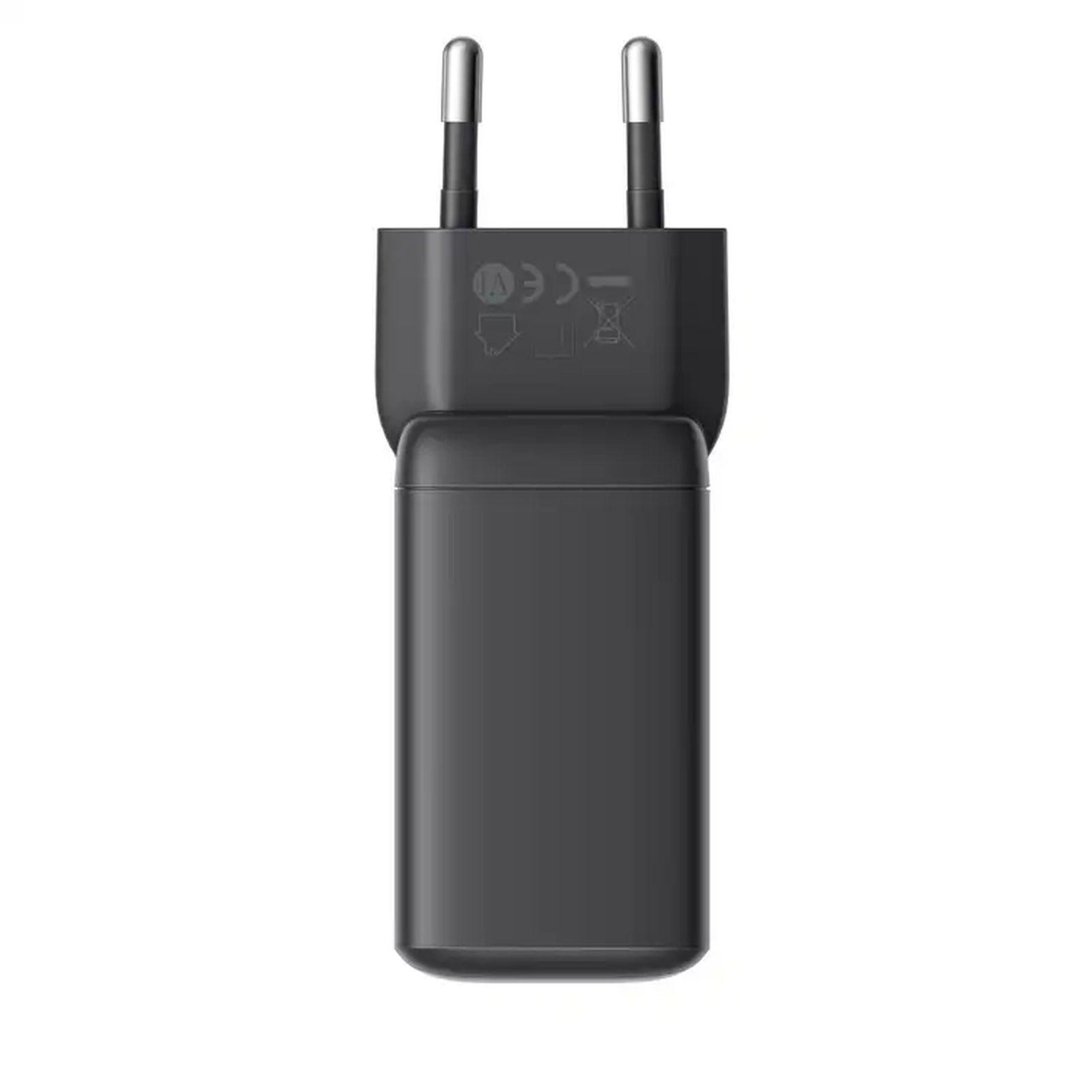 Un cargador de teléfono gris oscuro con dos clavijas plateadas. El cargador tiene un cuerpo rectangular y está sobre un fondo blanco.