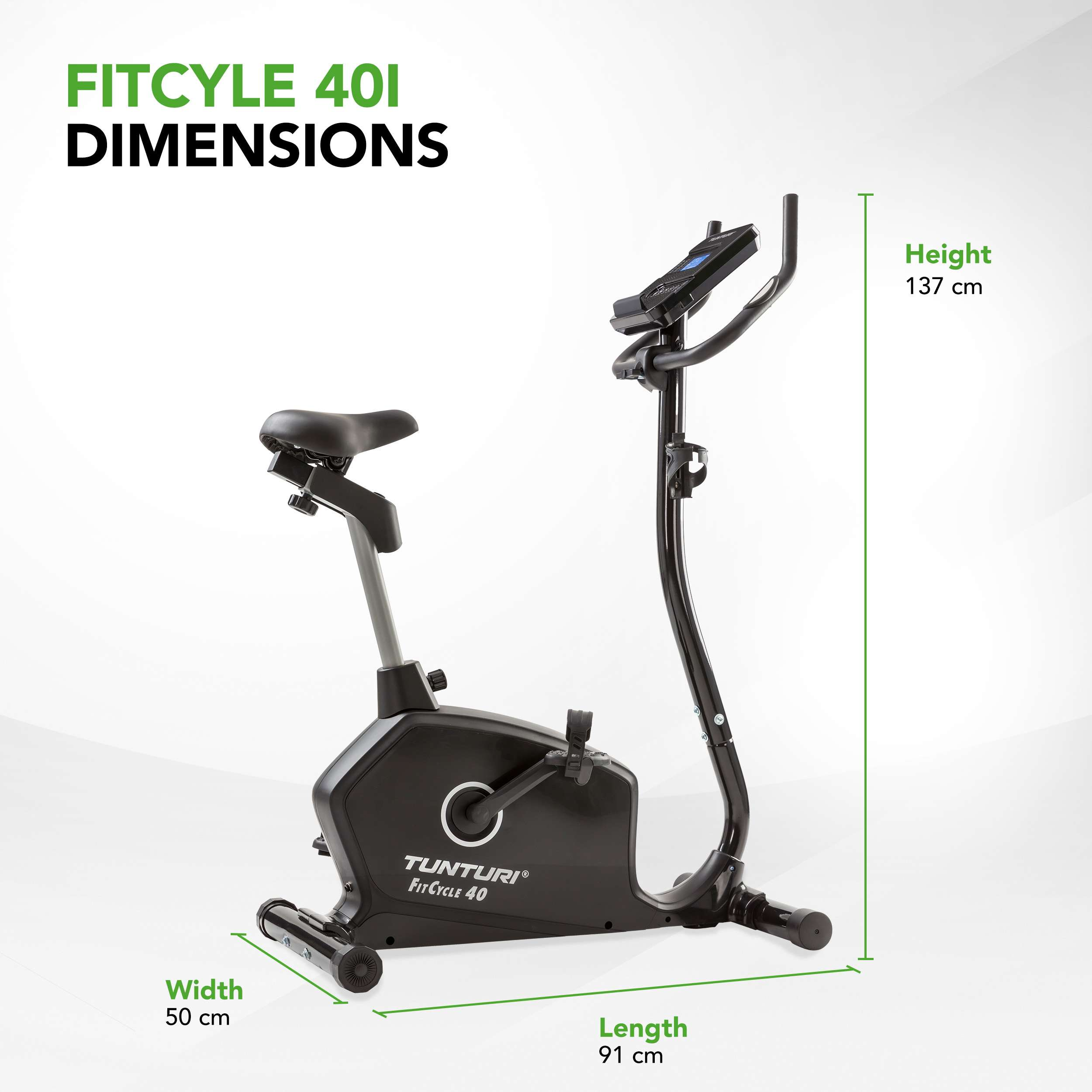 Zwarte hometrainer met afmetingen: hoogte 137 cm, lengte 91 cm, breedte 50 cm. Merk: Tunturi FitCycle 40.