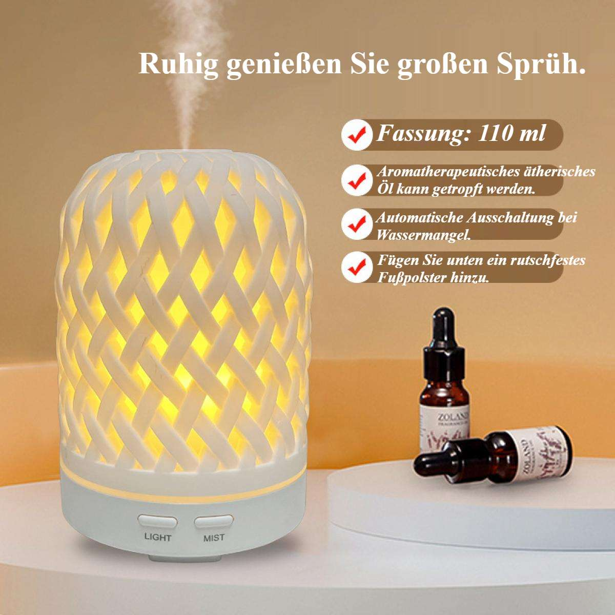 Ein weißer Diffusor mit gewebtem Design, der Dampf abgibt. Daneben stehen zwei Ölflaschen. Text auf dem Bild liefert Produktdetails.