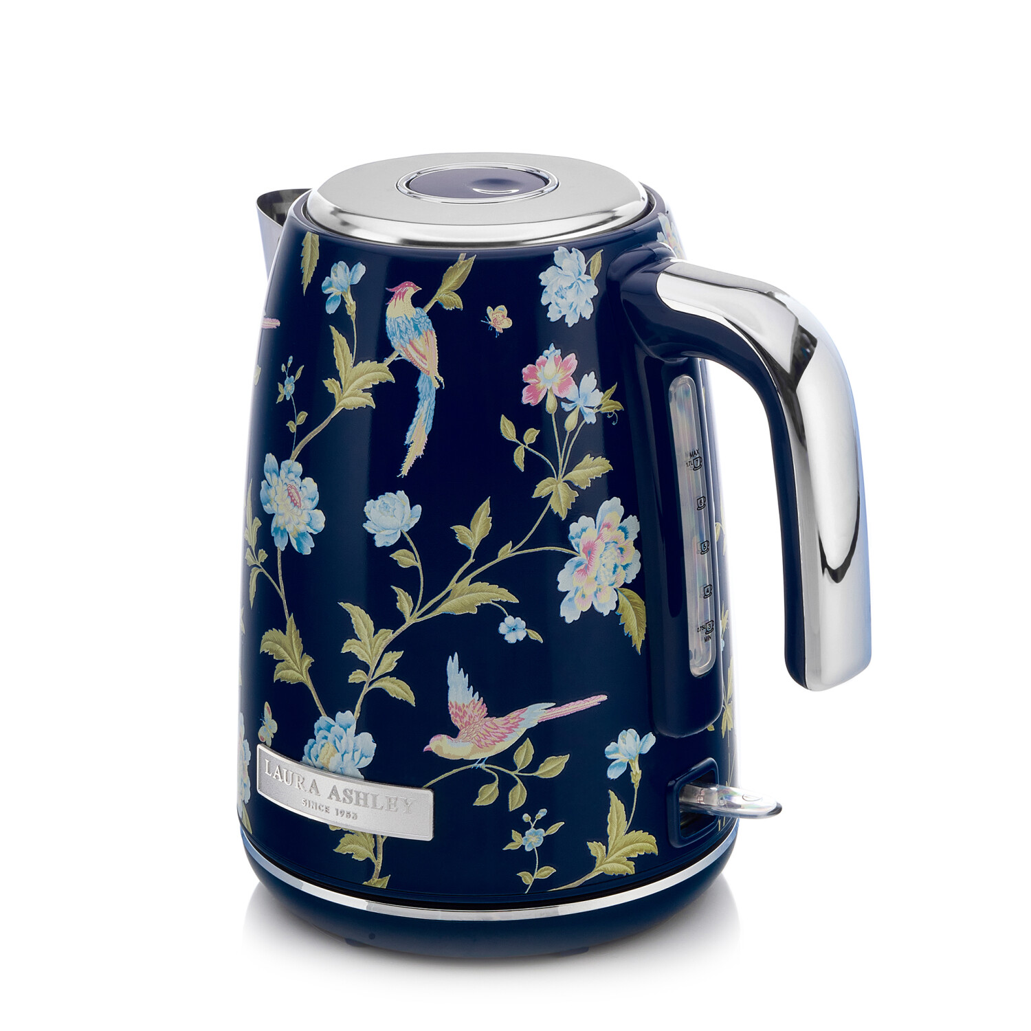 Ein marineblauer Blumenkessel. Er hat einen silbernen Griff und Deckel. Das Blumendesign umfasst Vögel und Blumen.